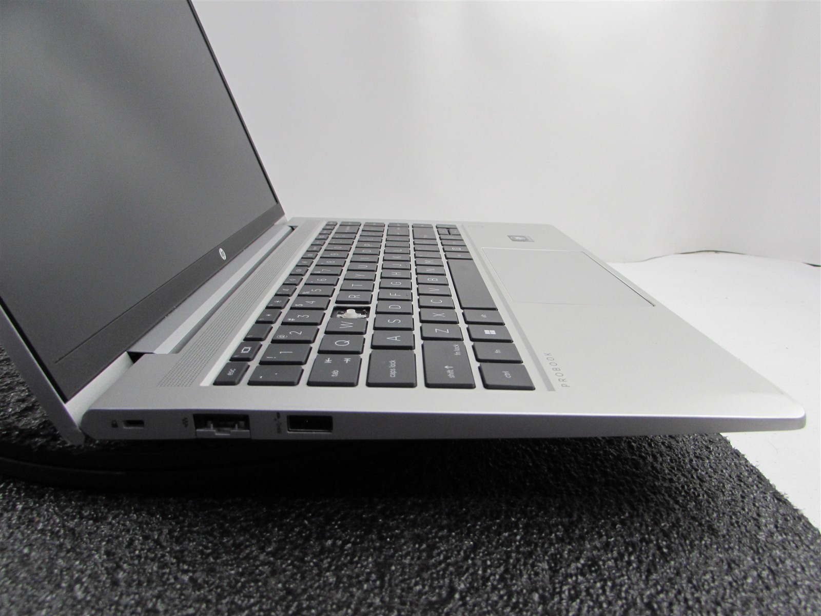 HP PROBOOK 445 (G9) FHD AMD RYZEN 5 5625U 512GB SSD 16GB RAM AMD GPU NO O.S/BATT