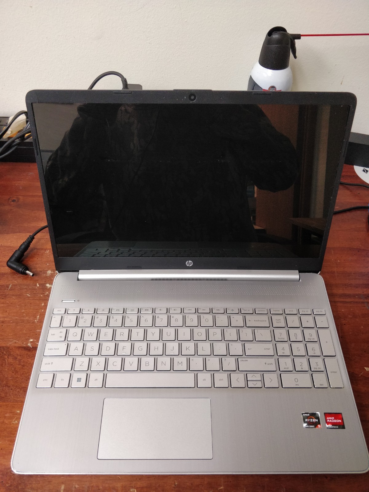 HP 15-EF3184NR AMD Ryzen 5 5625U@2.30GHz 8GB RAM NO DRIVE PARTS 8723