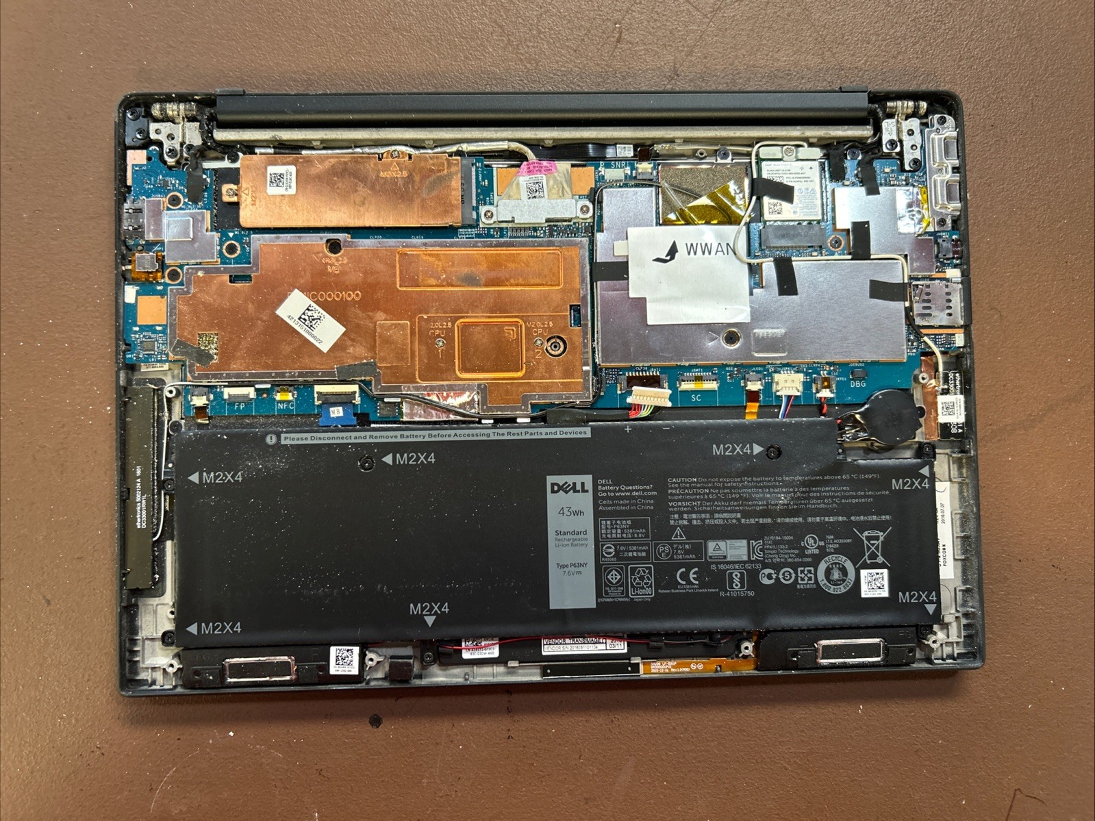 bad Dell Latitude 7370 13.3″ Touch m7-6Y75 as is for parts