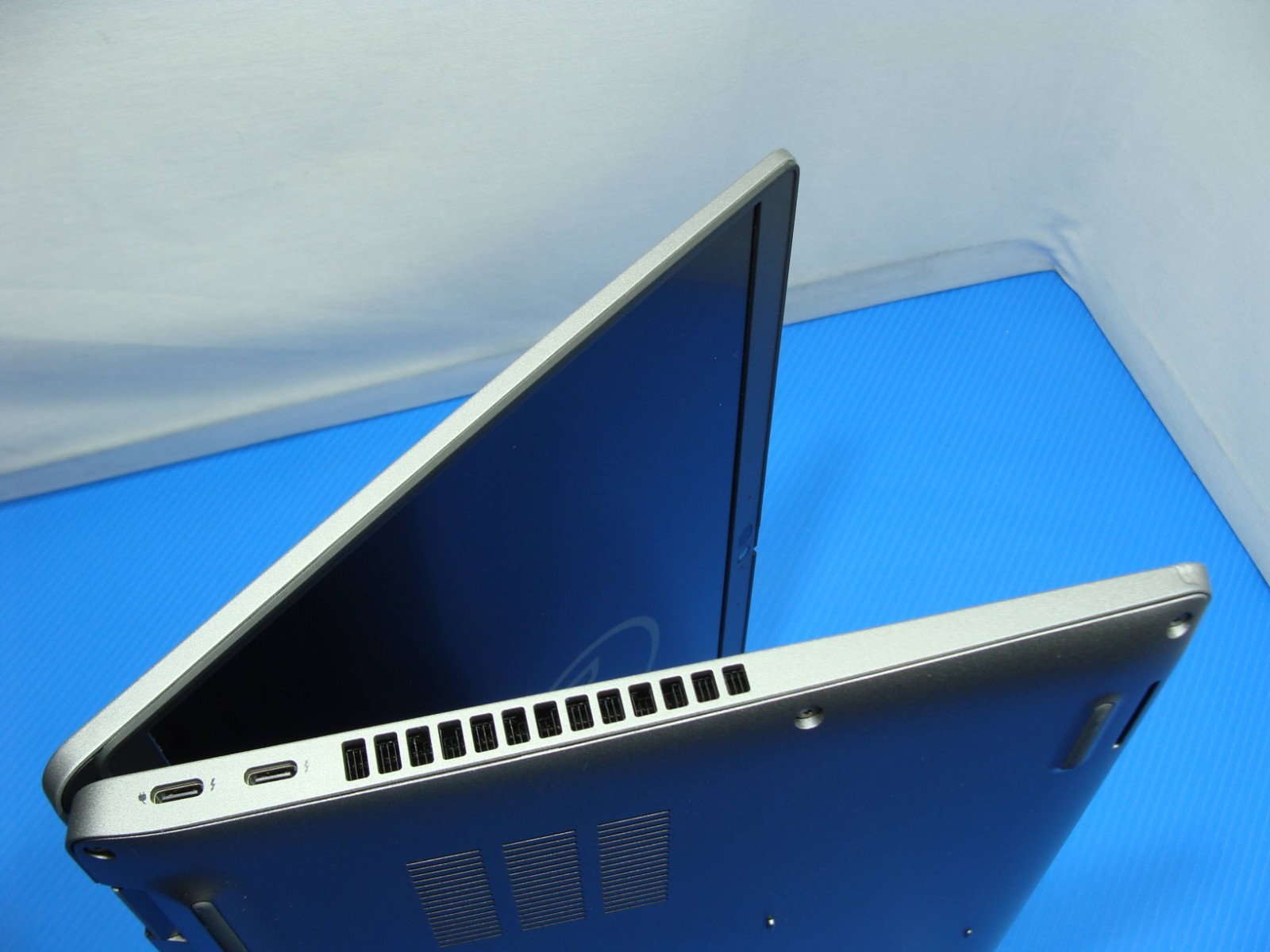 Dell Latitude 5420 14″FHD intel i5-1135G7 2.4GHz 16GB 256GB SSD W11Pro +Charger