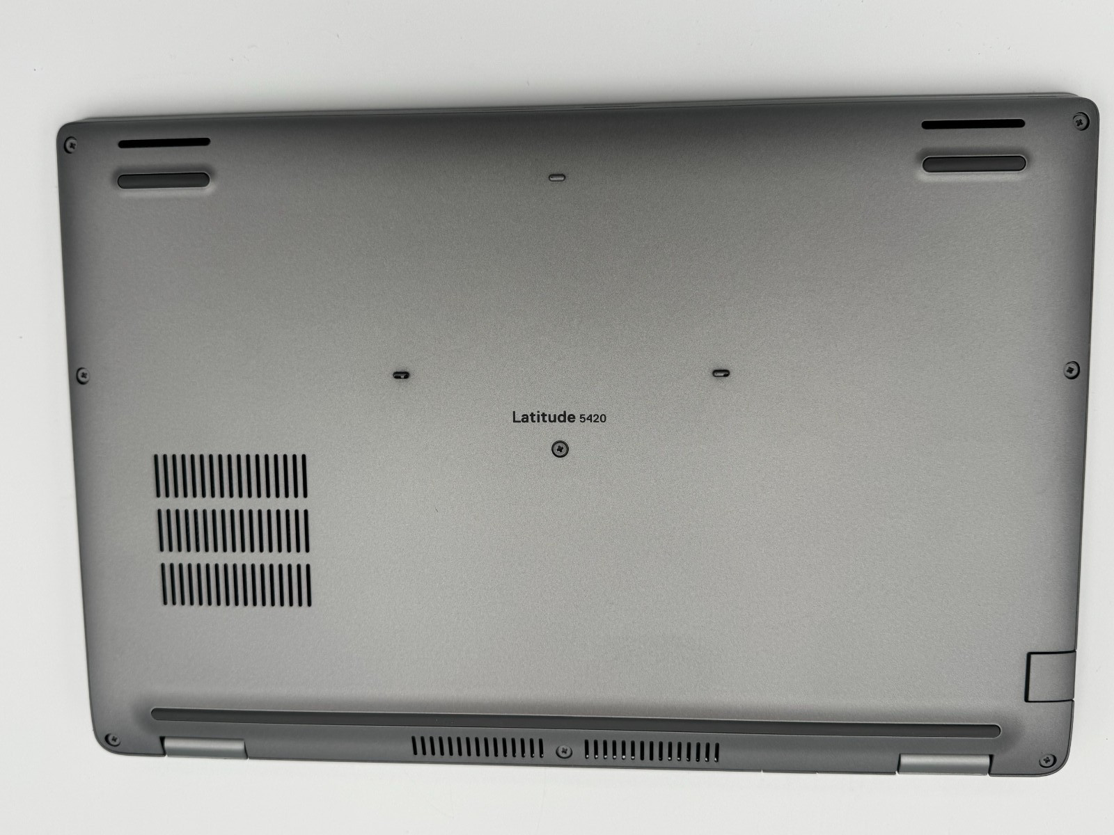 Dell Latitude 5420 14″ 11th Gen Intel Core i5-1145G7 2.60GHz | 16GB 512GB NVME
