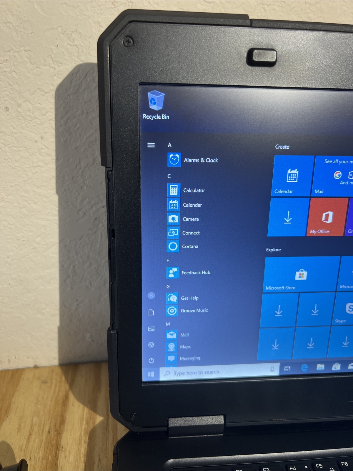 Dell Latitude 14 Rugged 5404 i7-4650U 1.7ghz 12GB RAM 480SSD NOTouch W10P No Cam