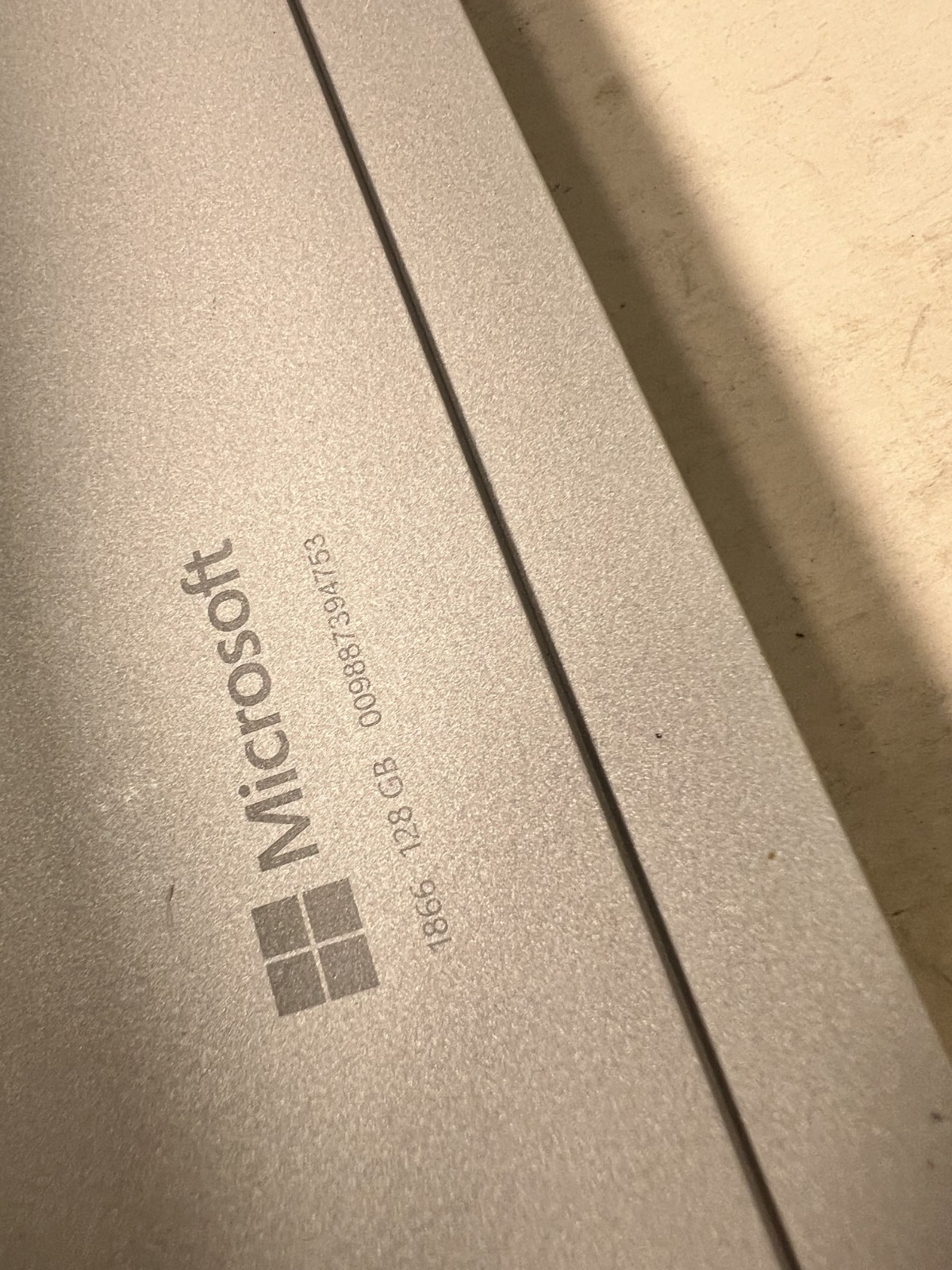 Lot o 3 Microsoft Surface Pro 7 1866 12.3″ Intel Core i3-1005G1 1.2GHz 4GB 128GB