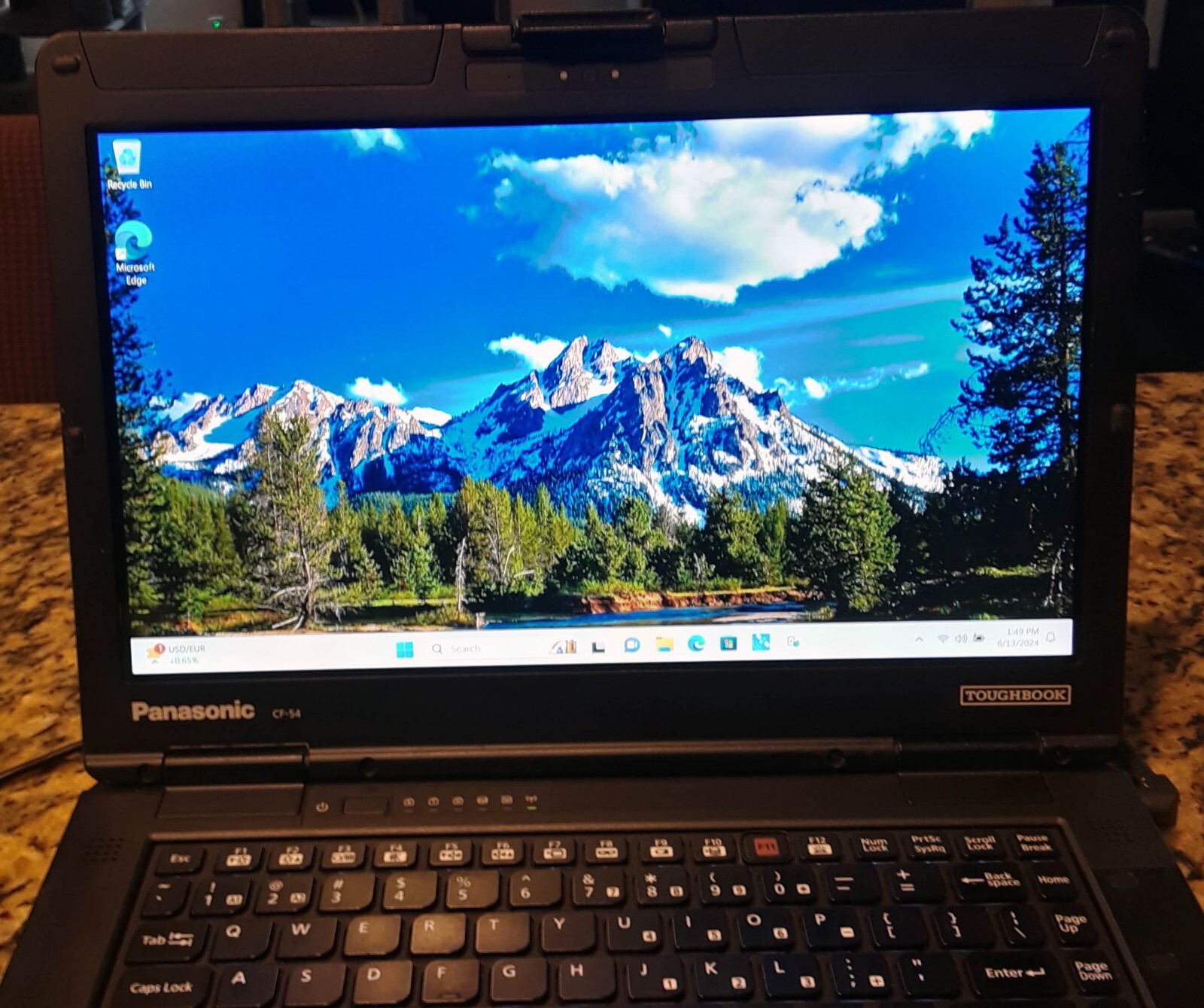 LIQUIDATION CLEAN Panasonic Toughbook CF-54 Core i5 GPS 16GB RAM 256 SSD Wind 10