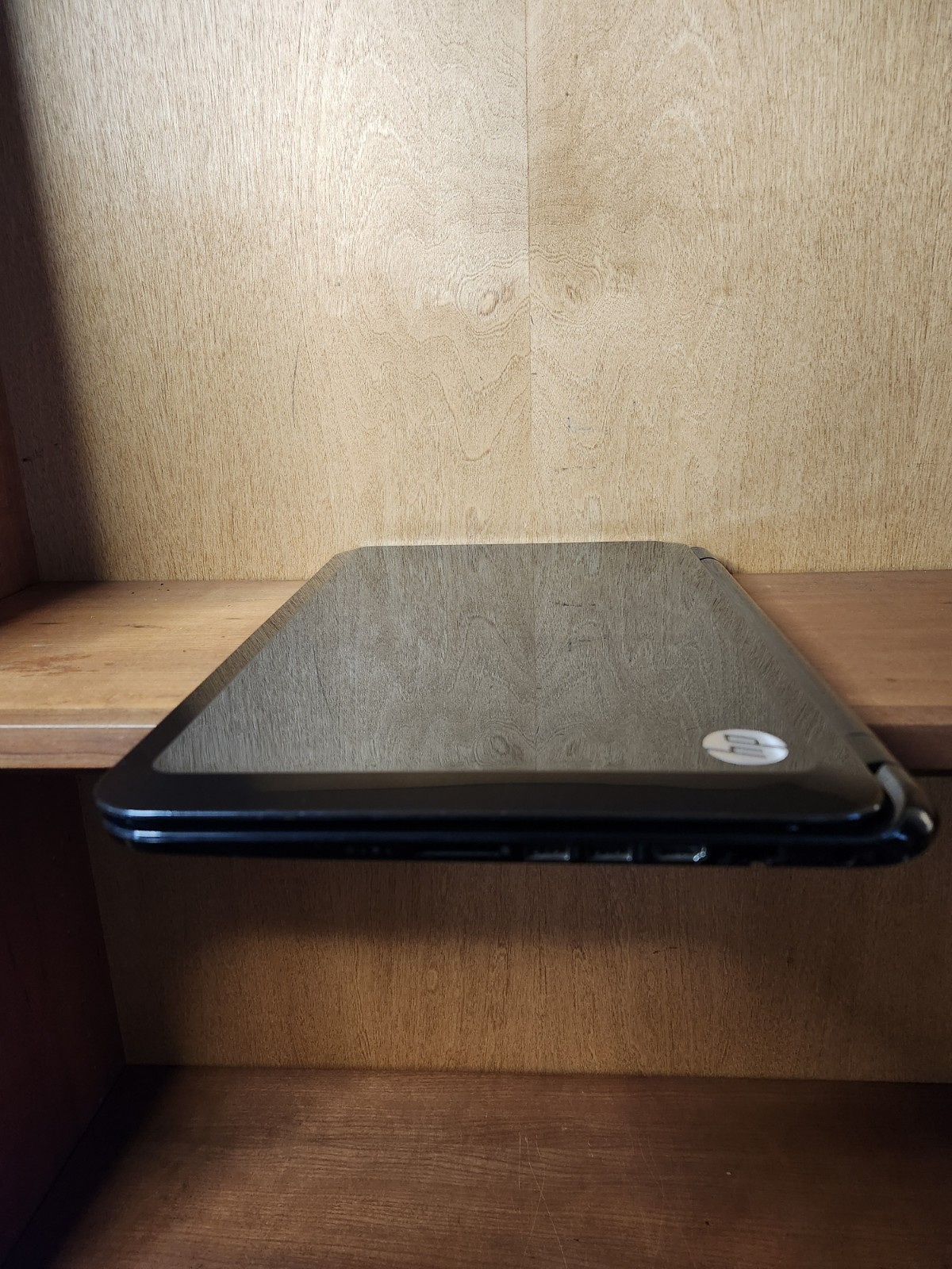 HP Pavilion 15-b161nr TouchSmart 15.6″ Core i3 – Untested