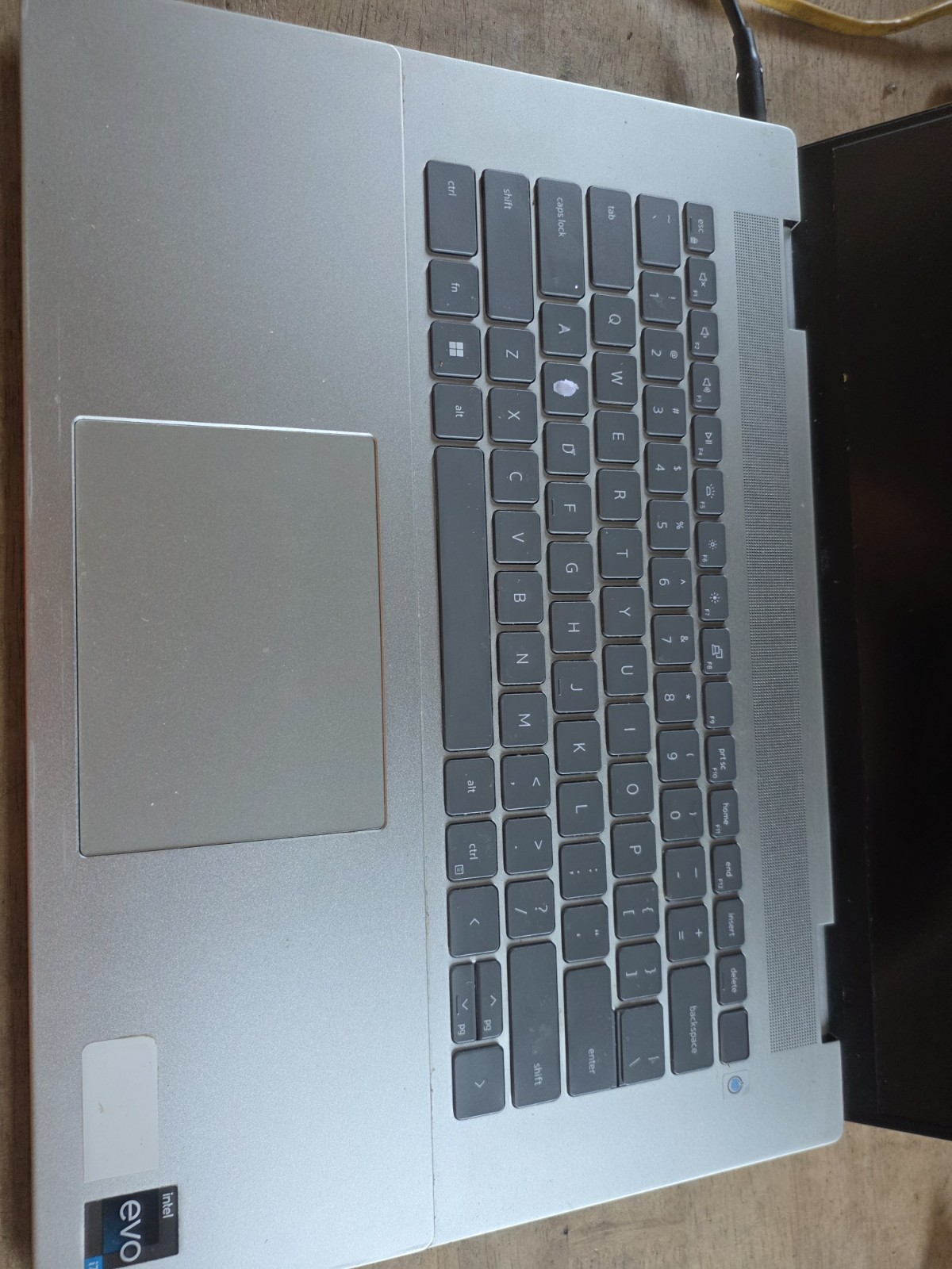 Dell Inspiron 16 Plus 7630 16″ Intel Core i7-13700H, 3,70GHz, 32GB Post