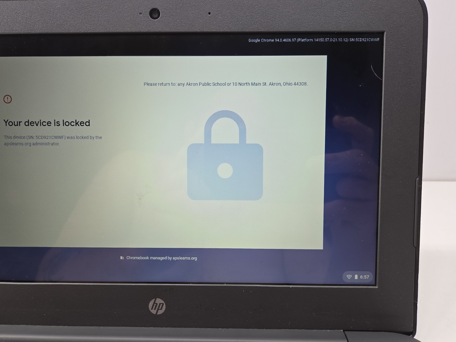 Hp TPN Q220 Chromebook – Locked – Works – No Charger Included
