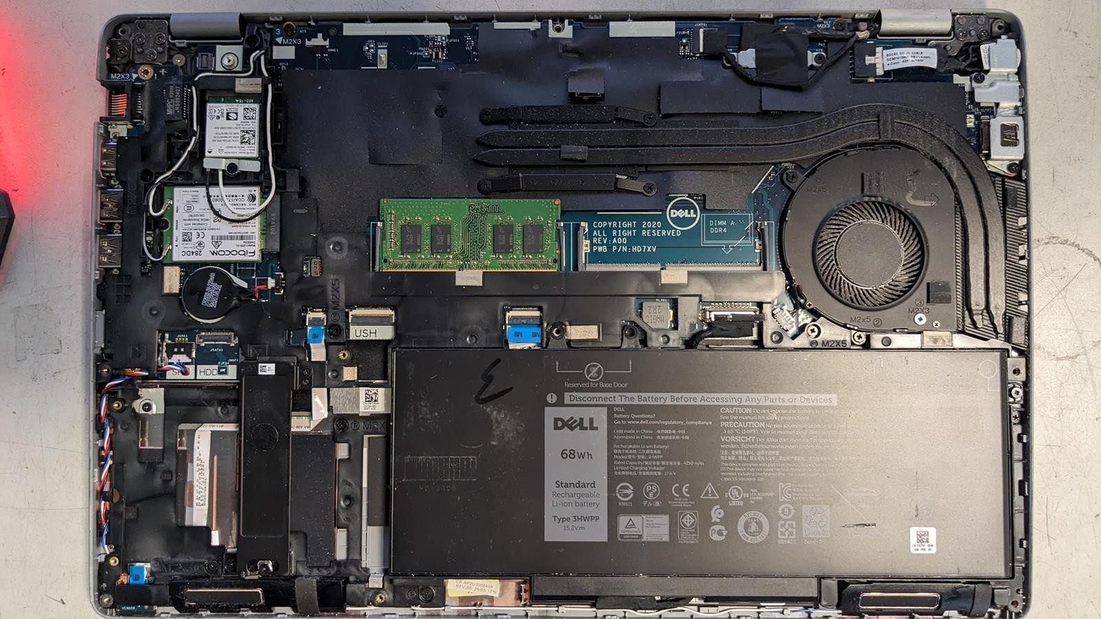 DELL LATITUDE 5510 i5-10310U @ 1.70GHz, 8GB RAM, NO HDD/OS
