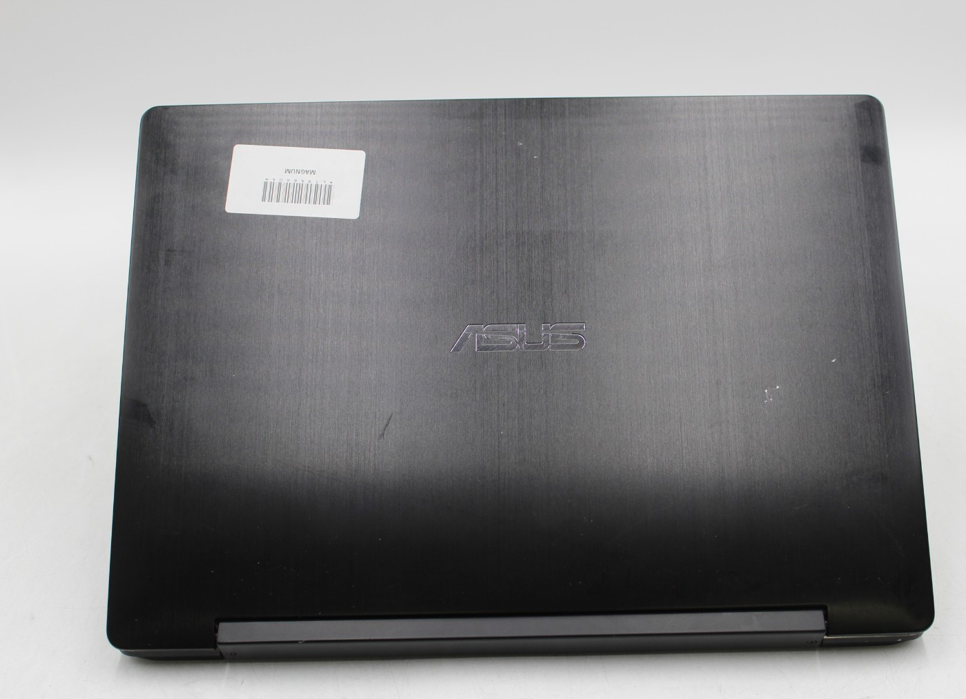 ASUSTek Q302UA 13.2in 1 TB HD 6 GB RAM i5-6200U 30 day warranty No OS