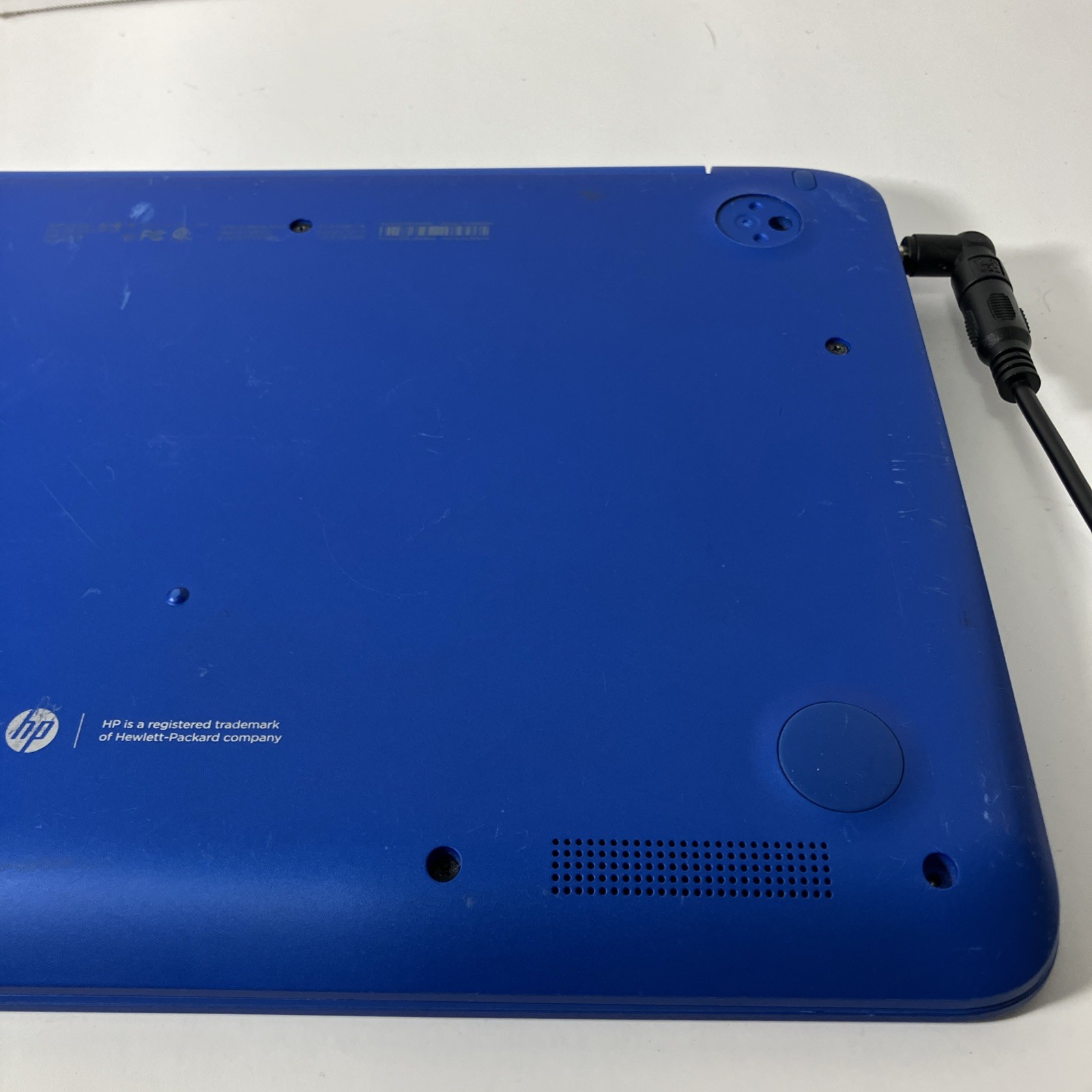 HP Stream RTL 8723 BE Laptop. Fully Functional Windows 8 No Charger