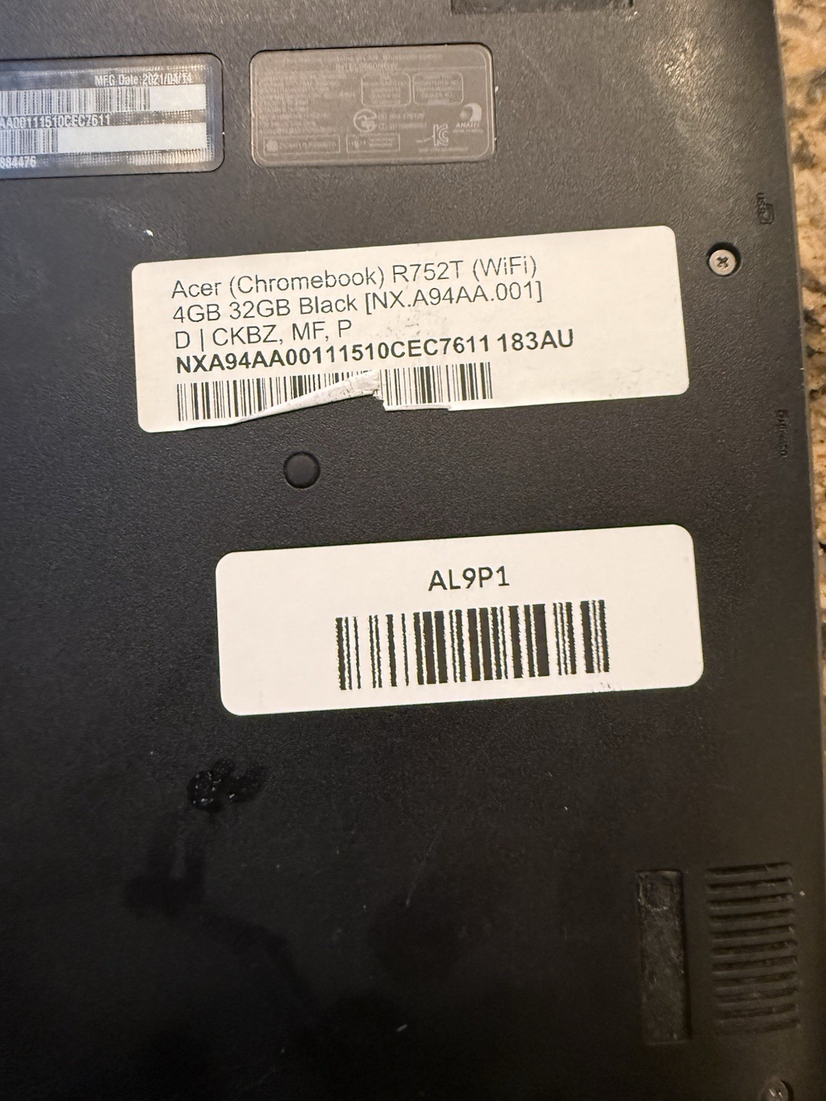 Acer R752T Chromebook 11-inch – Intel Celeron 4GB RAM 32GB With Charger