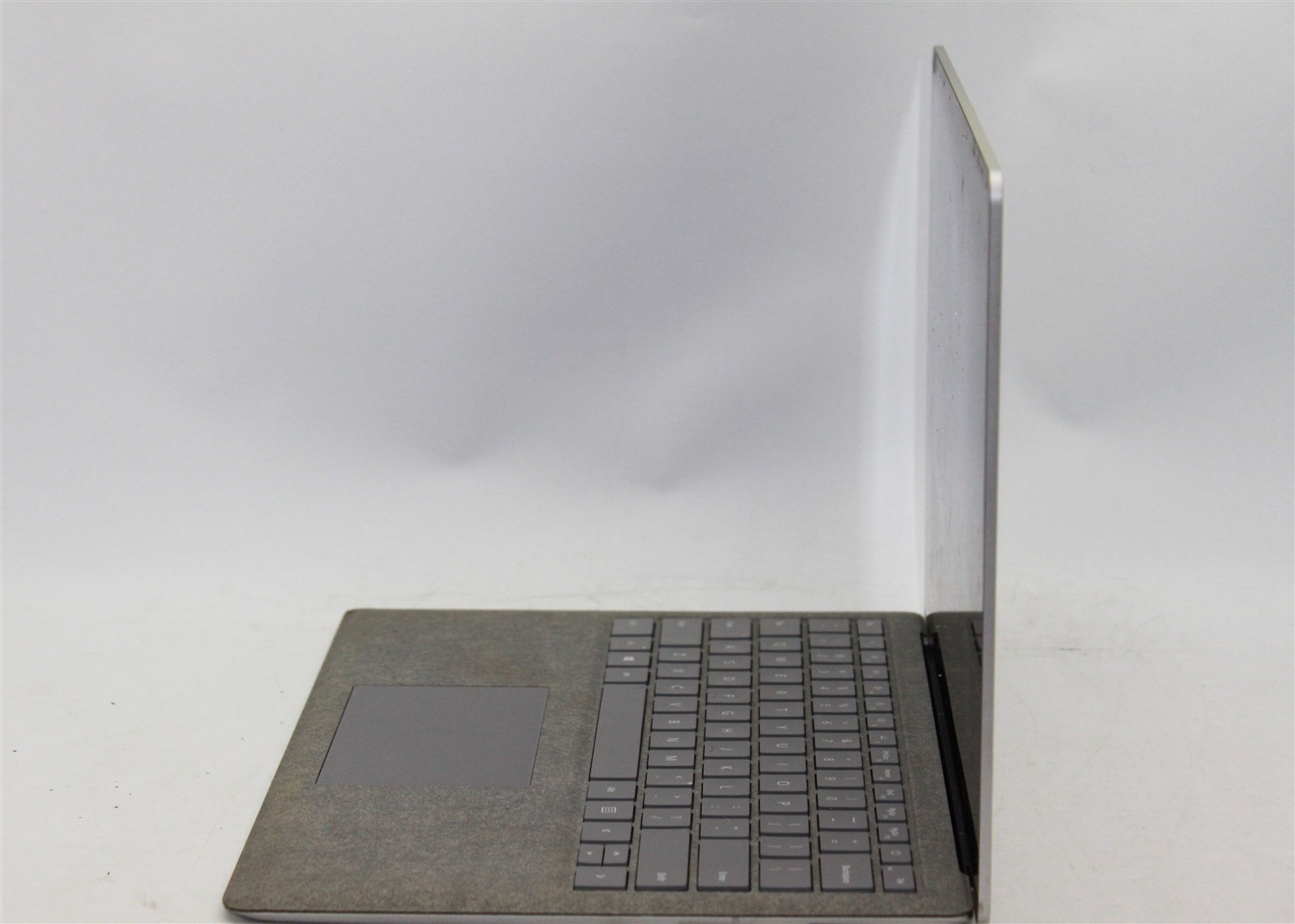 Microsoft Surface Laptop 2 13.5″ Intel Core i5-8350U 8GB DDR4 256GB SSD Win11Pro