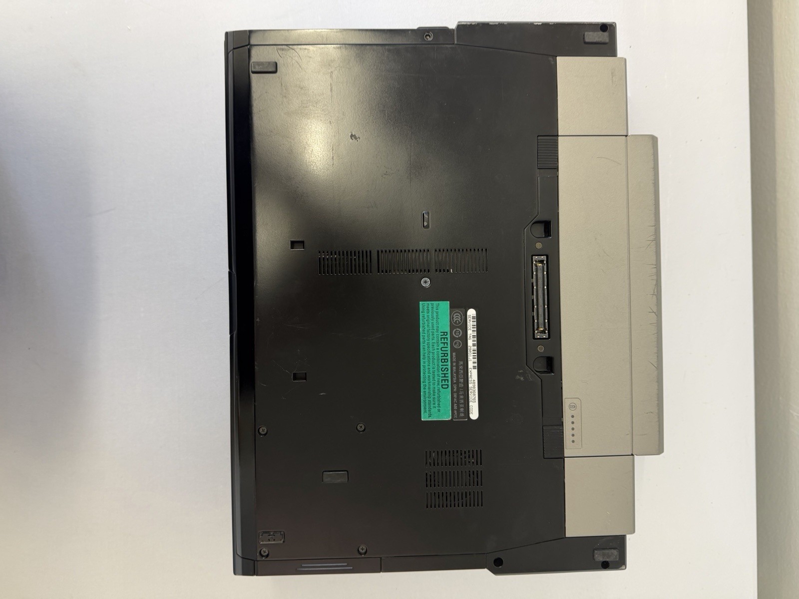Dell Latitude E6500 Laptop – Good Screen – Intel Duo T9400 – Read Desc