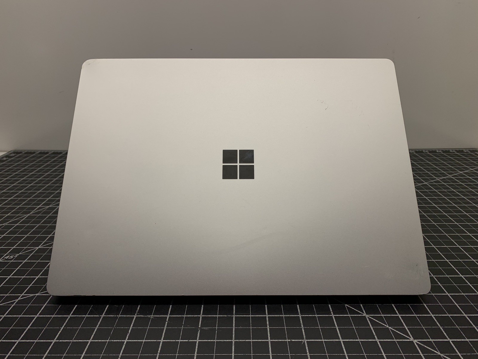 Microsoft Surface Laptop 3 Intel i5-1035G7 | 8GB RAM, 128GB SSD | #P163