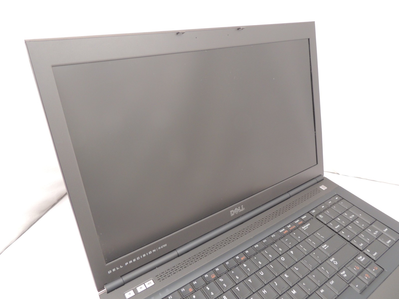 Dell Precision M6800 17.3″ FHD Core i5 4810MQ 24GB 960GB K3100M 4GB Laptop No OS