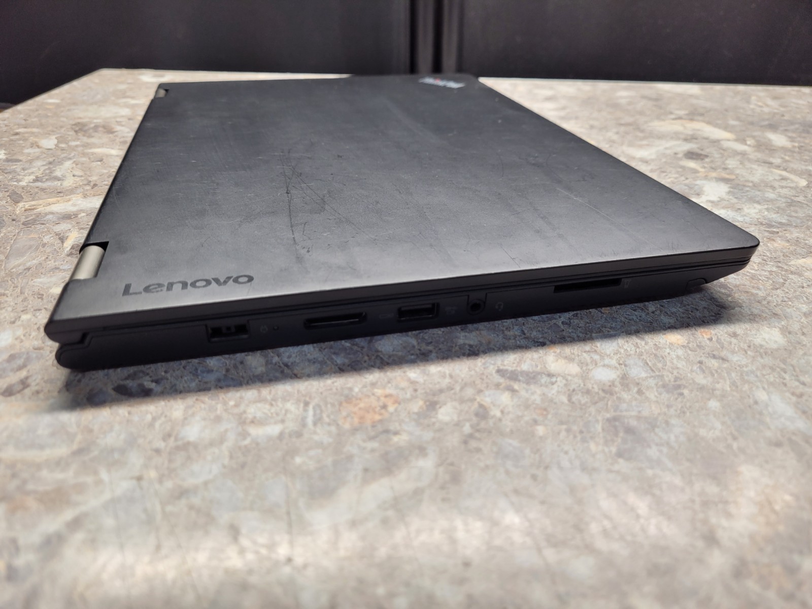 Lenovo ThinkPad Yoga 460 2in1 14″ i5-6200u – 8GB RAM 250GB SSD Win11 Ultrabook