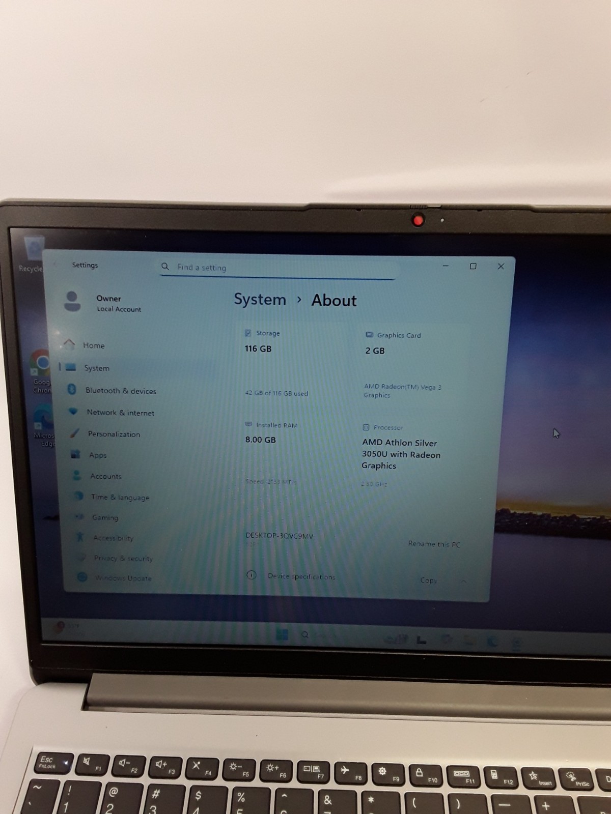 Lenovo IdeaPad 1 15ADA7 8GB RAM 128GB HD Win11 AMD Athlon 3050U
