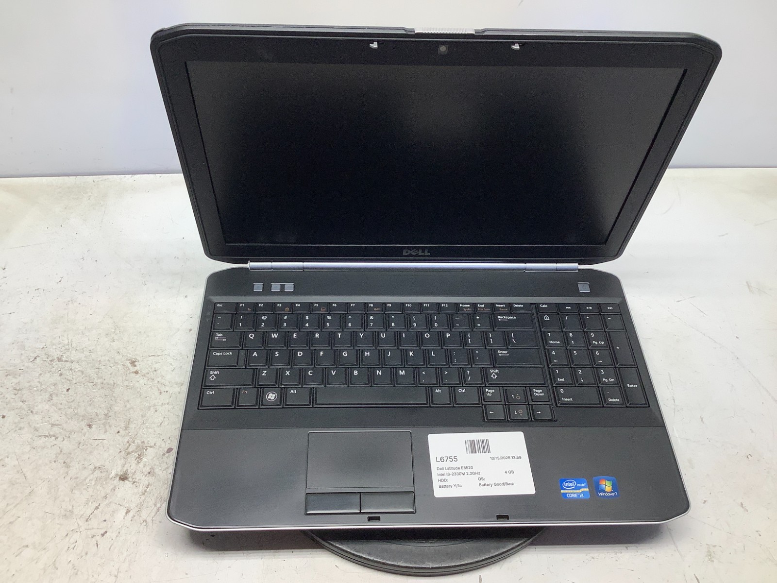 Dell Latitude E5520 Intel i3-2330M 2.2GHz 4 GB NO HDD/Battery