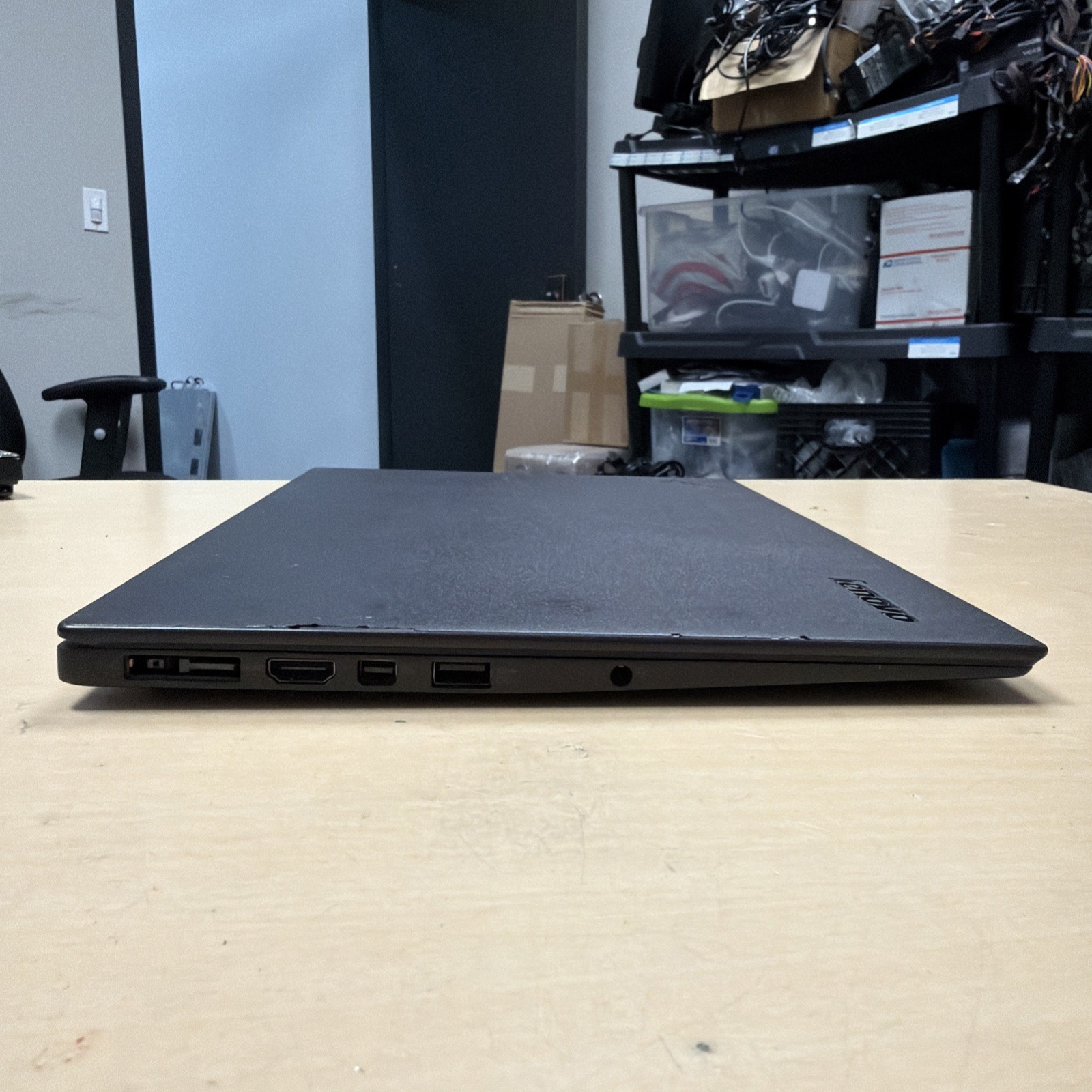 Lenovo ThinkPad X1 Carbon 3rd Gen Intel i7-5600U 2.6ghz 8GB Ram 180GB SSD Win 11