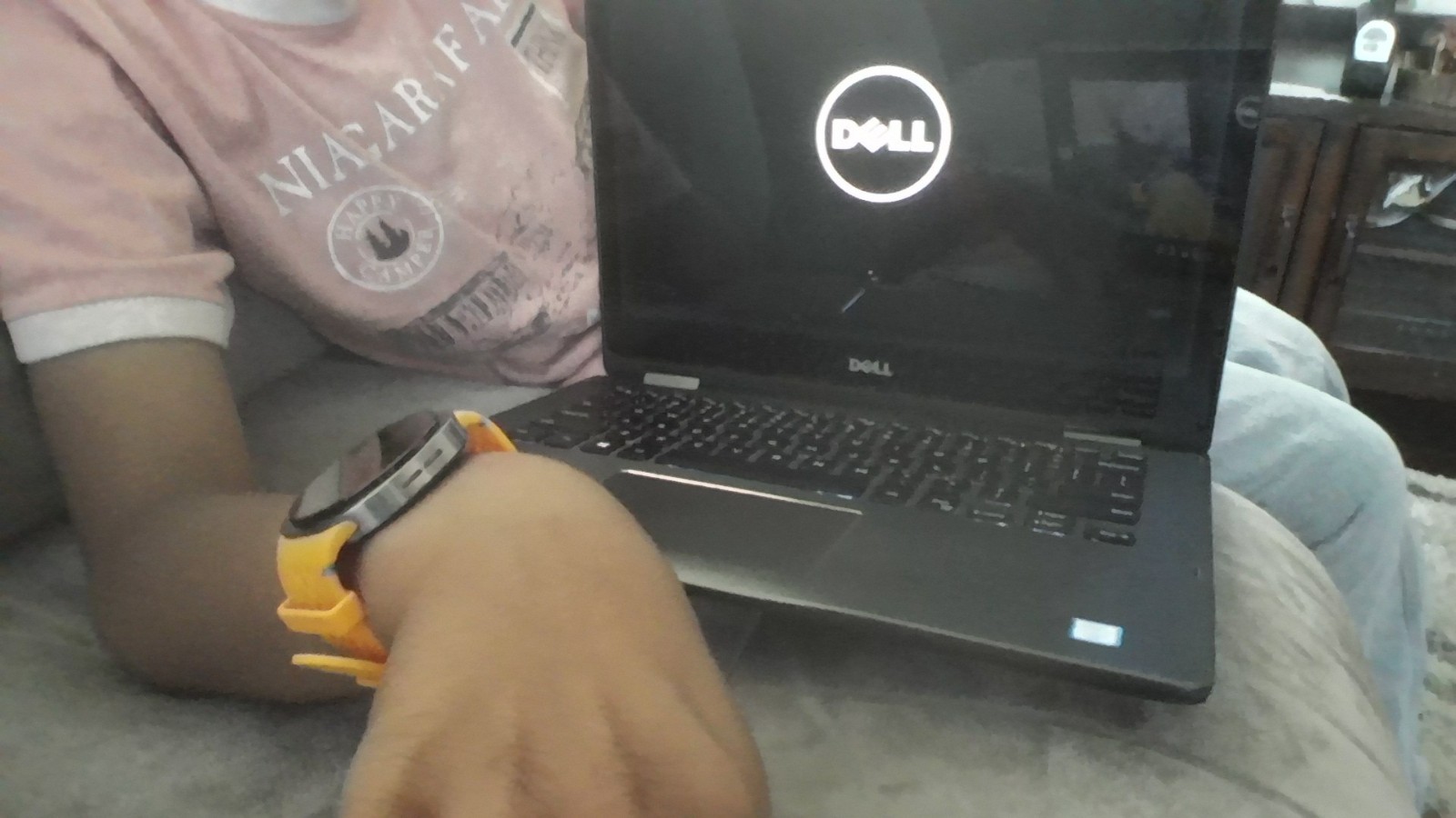 Dell Latitude 3379 209 gb ssd intel core i5 2 in 1 good laptop for a kid