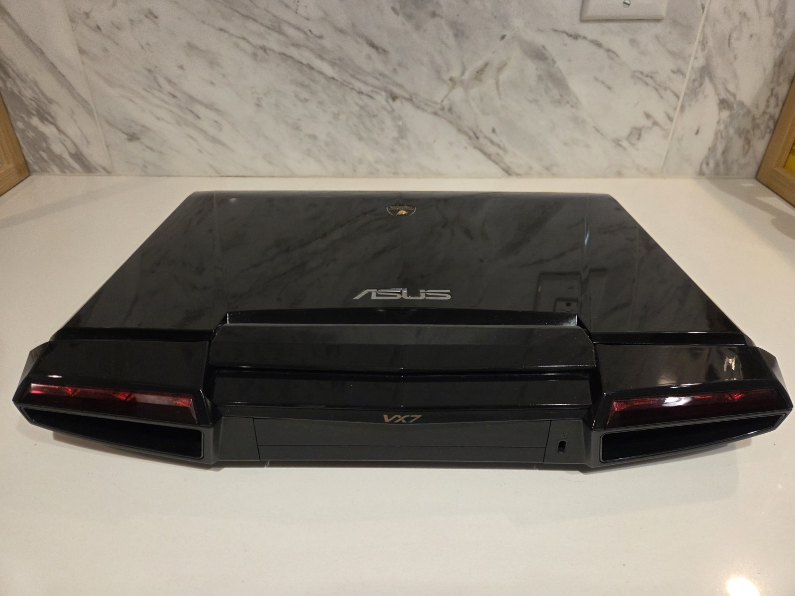 Asus Automobili Lamborghini VX7 – Full Set – Mint Condition – gaming laptop