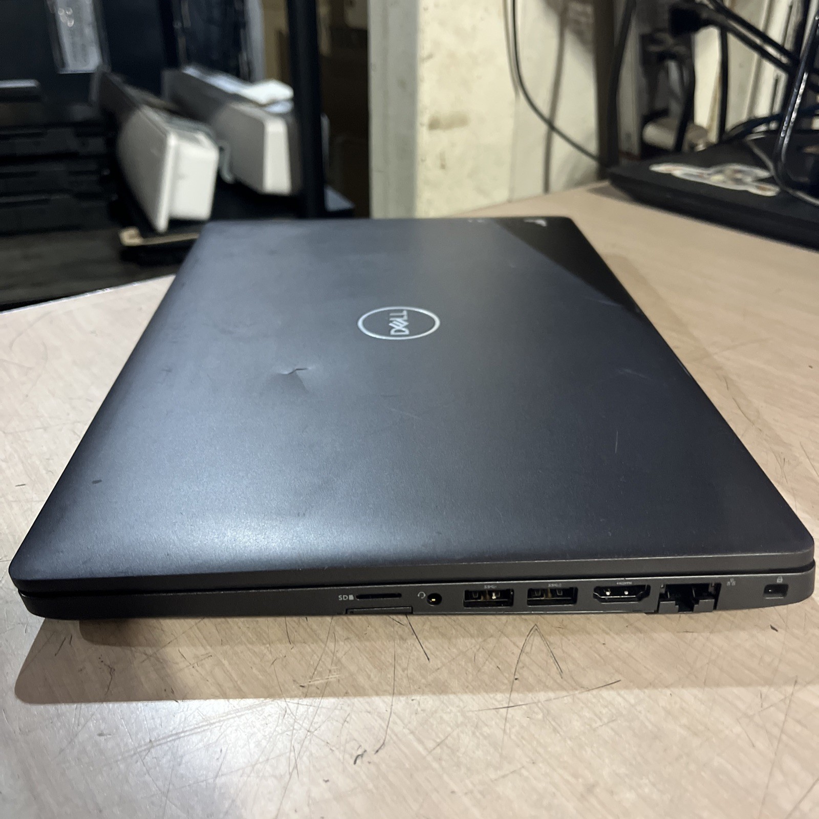 DELL LATITUDE 5400 INTEL CORE I7-8665U 1.90GHZ 8GB RAM NO HD