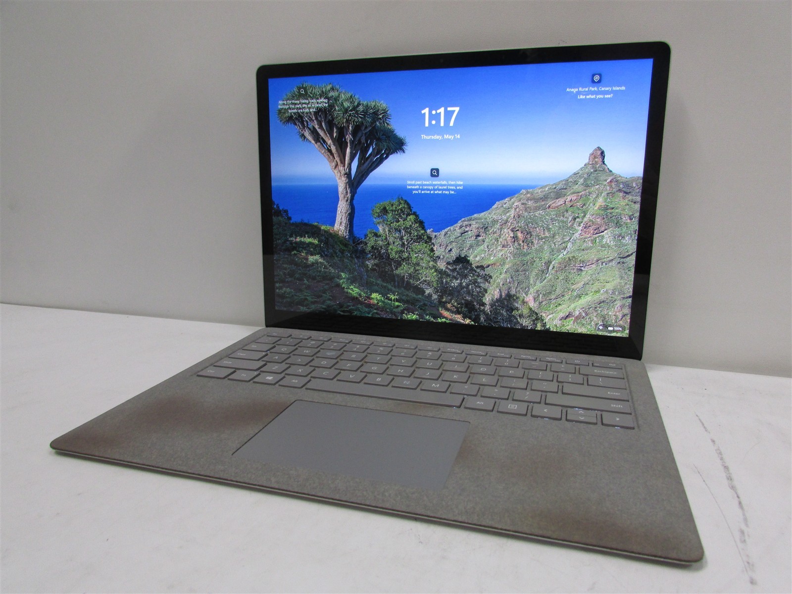 Microsoft Surface Laptop 2 1769 i5-8350U 2.4GHz 8GB RAM 128GB 13.5″ Win 11 Pro