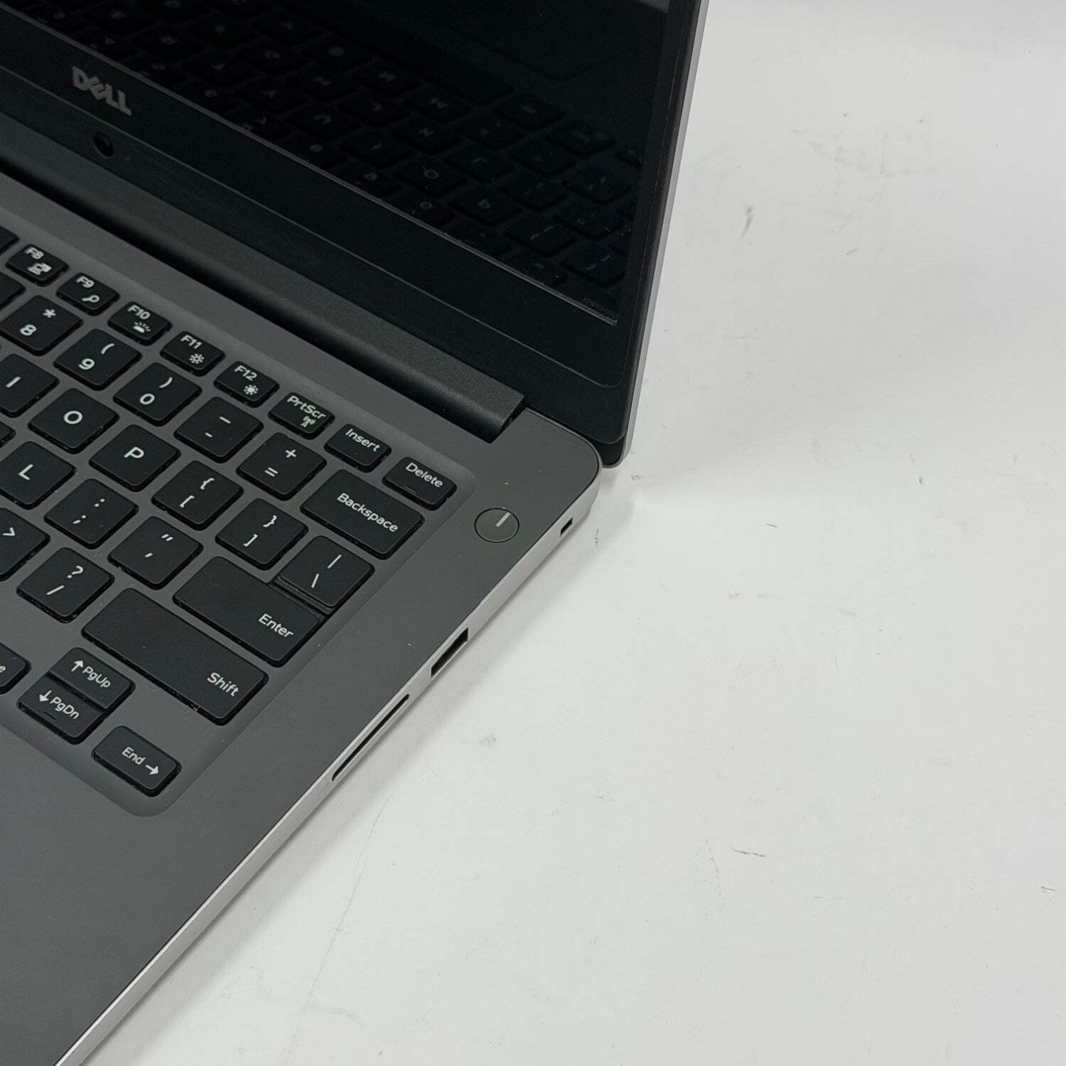 Broken Dell Inspiron 7460 14″ i7-7500U 2.7GHz 8GB RAM 256GB SSD Bad Batt