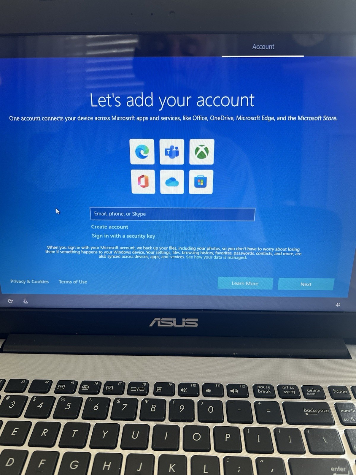 ASUS X555L Laptop Working – With Charger (Battery Needed Read Desc)
