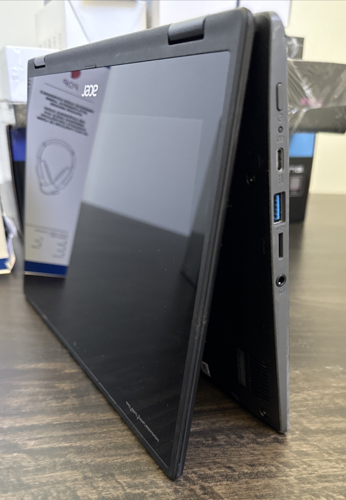 Acer Chromebook touch Screen EXCELLENT CONDITION