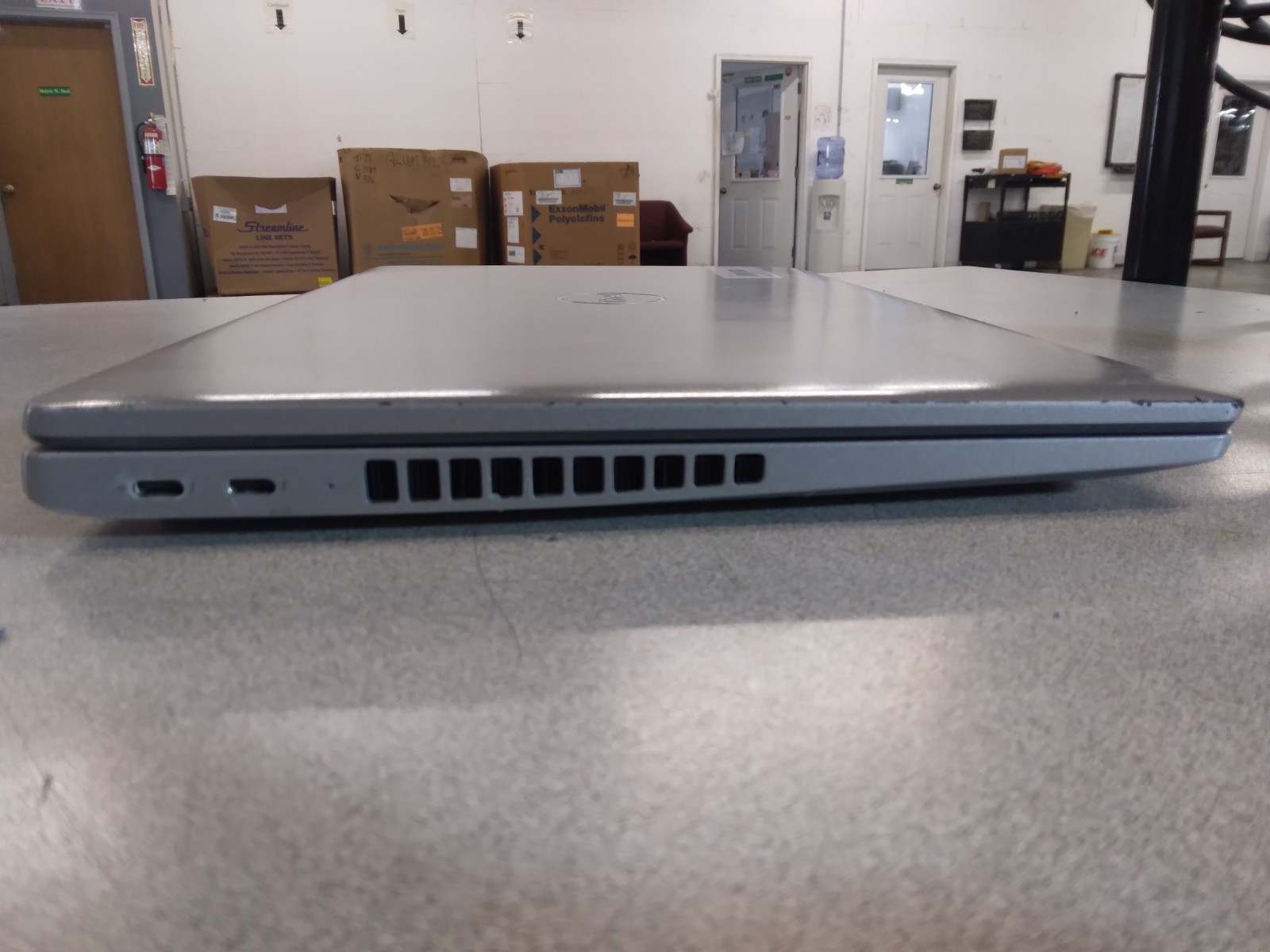 Dell*Latitude*5540*Intel*i7-1355U*256GB*NVMe*16GB*DDR4*Intel*UHD*Graphics*No*OS