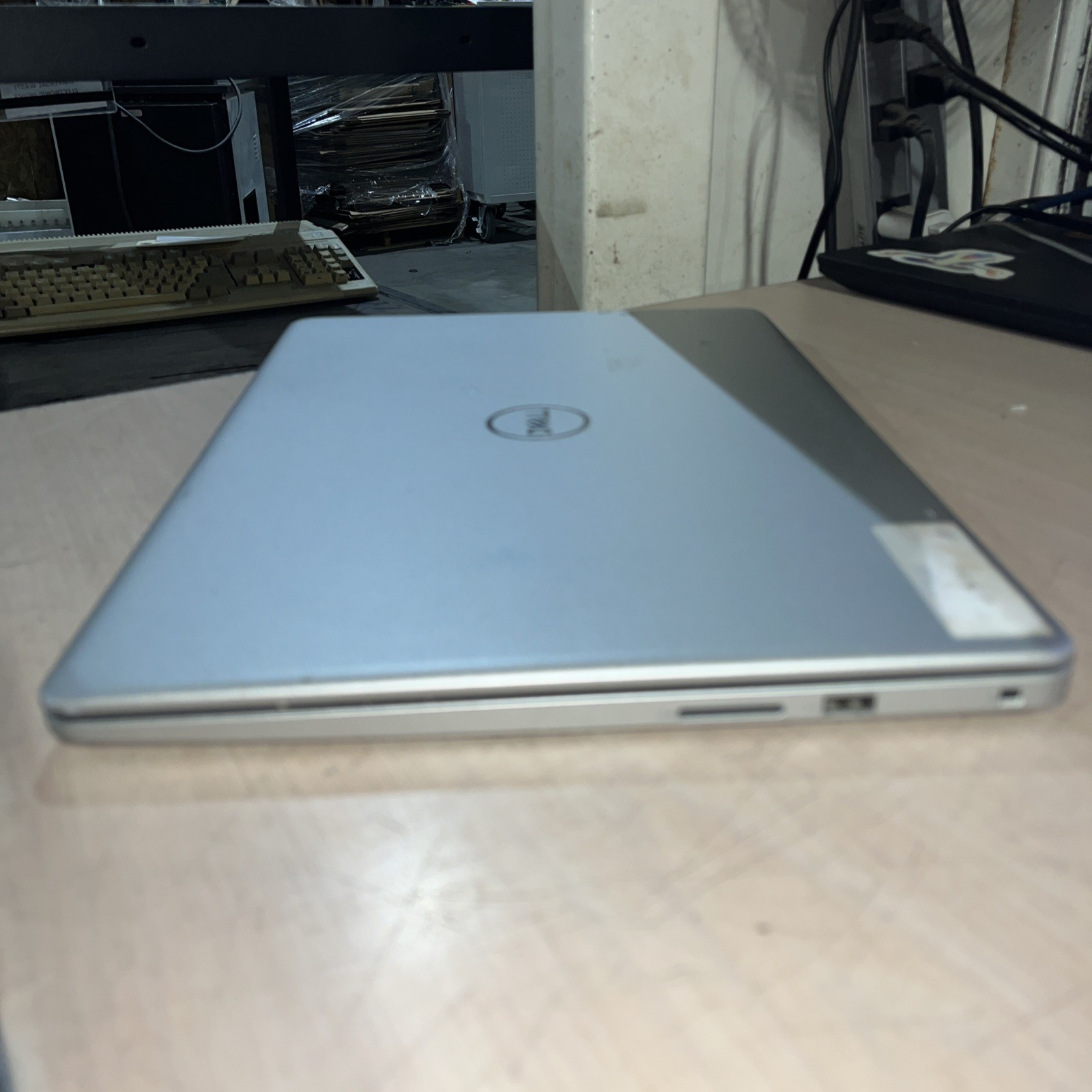 DELL INSPIRON 15 5000 INTEL CORE I5-1035G1 4GB RAM NO HD