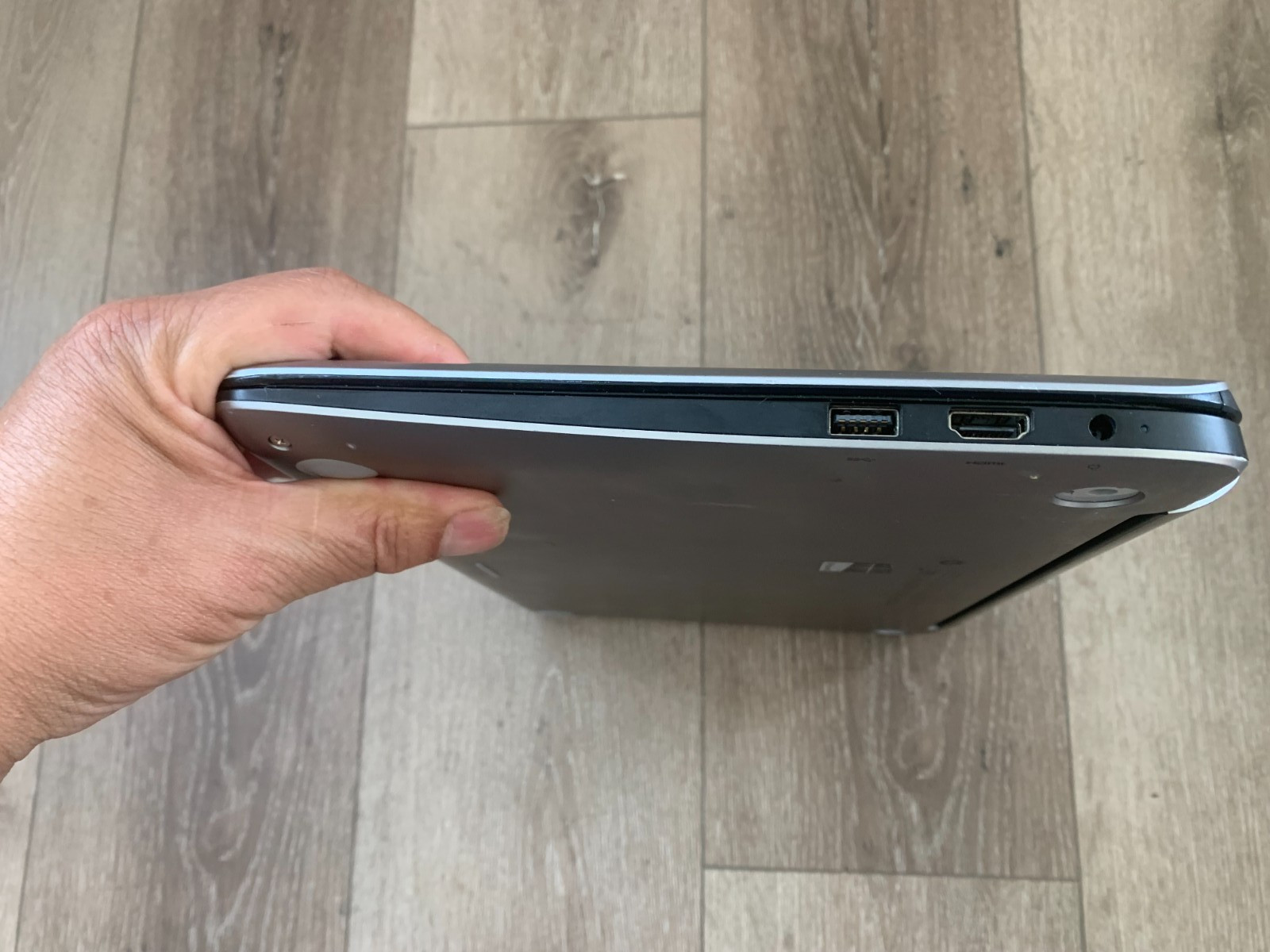 HP Split 13 x2 PC 13.3” Touchscreen Intel Core i3-4012Y 1.5GHz 4GB RAM 128GB SSD
