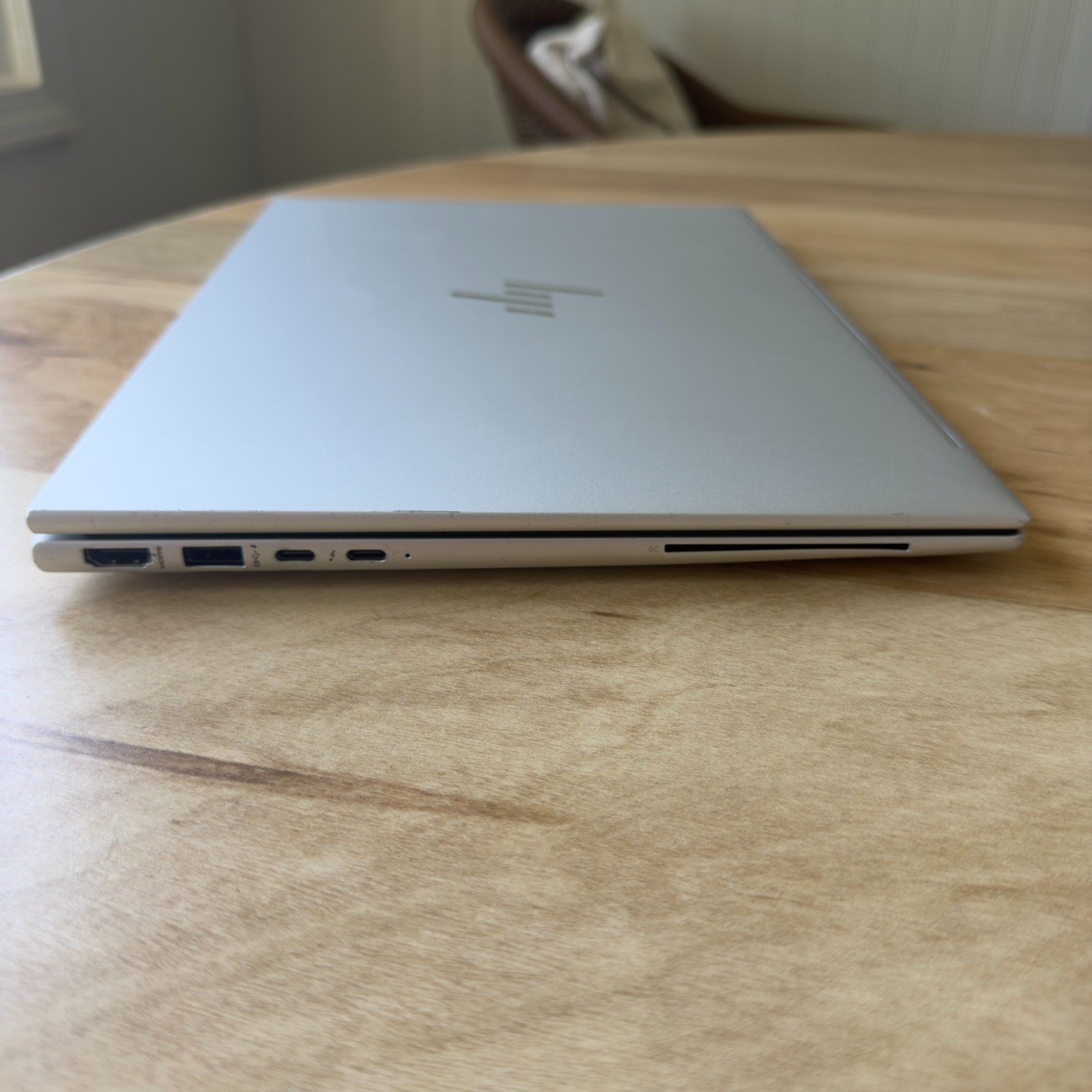 HP EliteBook 840 G9 14” 512GB SSD Intel i7-1265U 16GB RAM w/ Charger Win 11 Pro