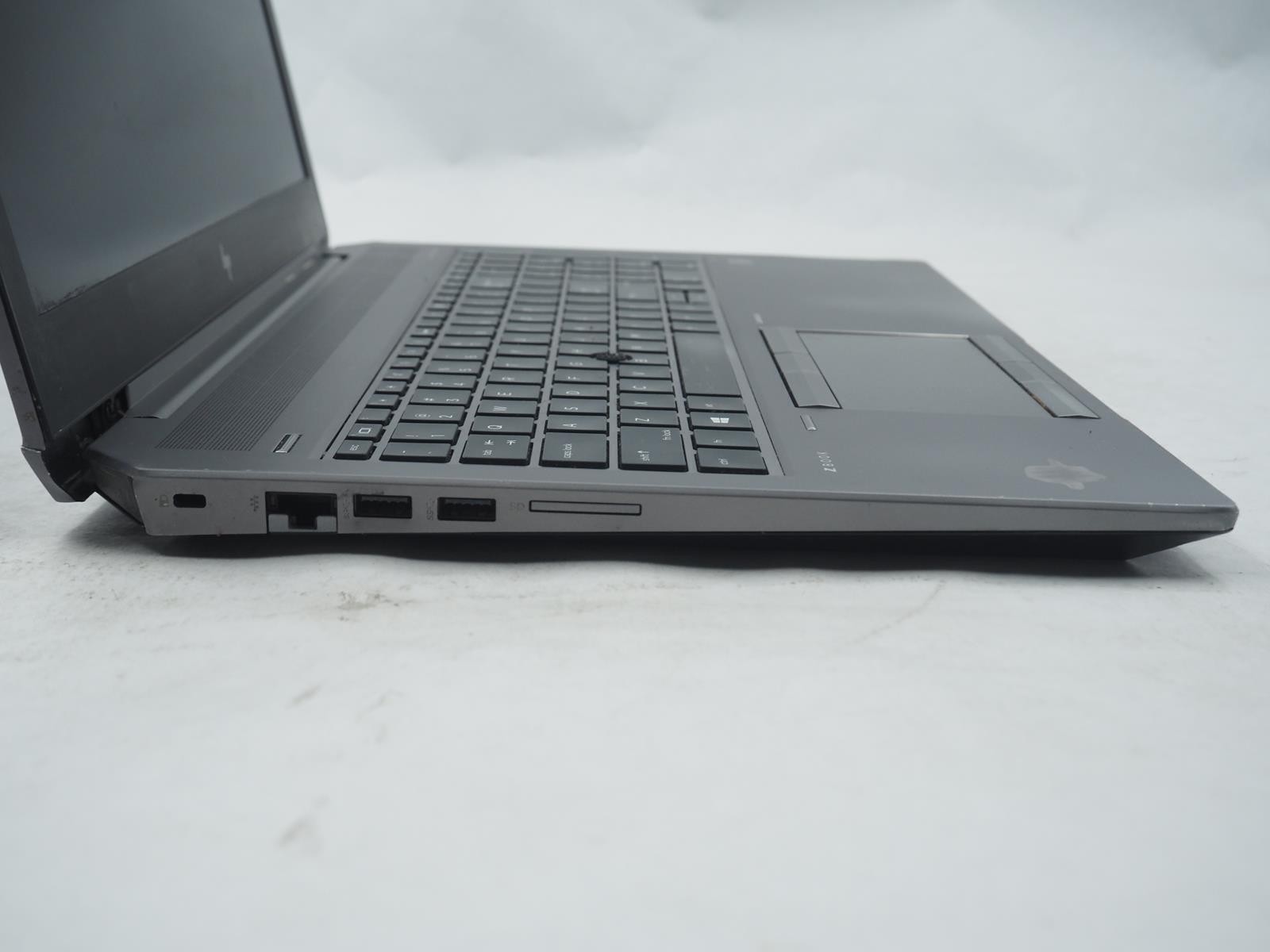 HP ZBOOK 15 G6 15.5″ Intel Core i7-9850H 2.60GHz 32GB RAM 1TB SSD Grade C