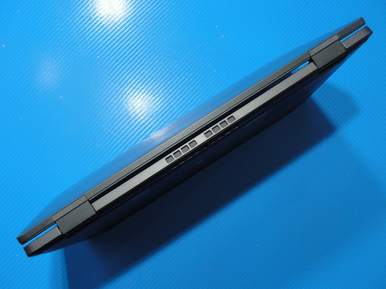 Dell Latitude 7430 14″FHD vPRO i7-12th 1.8GHz 16GB RAM 512GB SSD+PA Wty 03/27