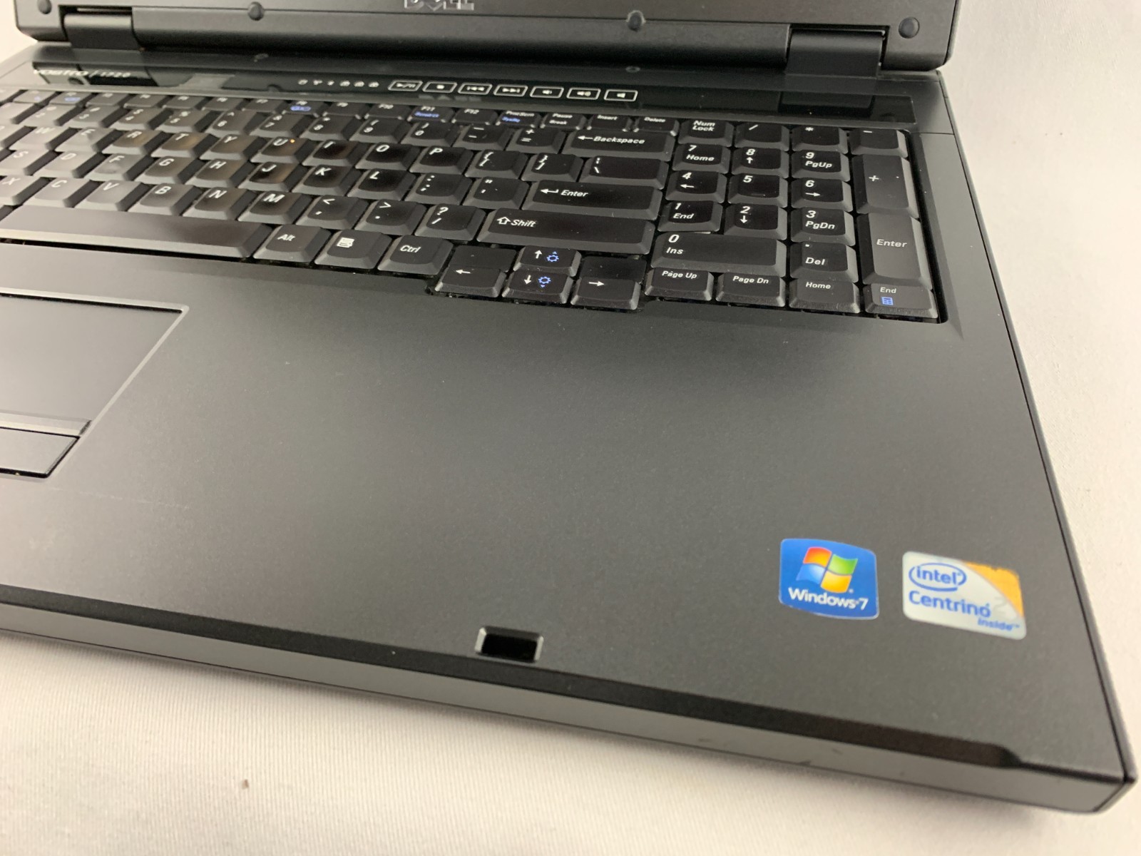 Dell Vostro 1720 Laptop, Intel Core 2 Duo 2.26GHz, 4GB RAM, 256GB SSD, Win7Pro