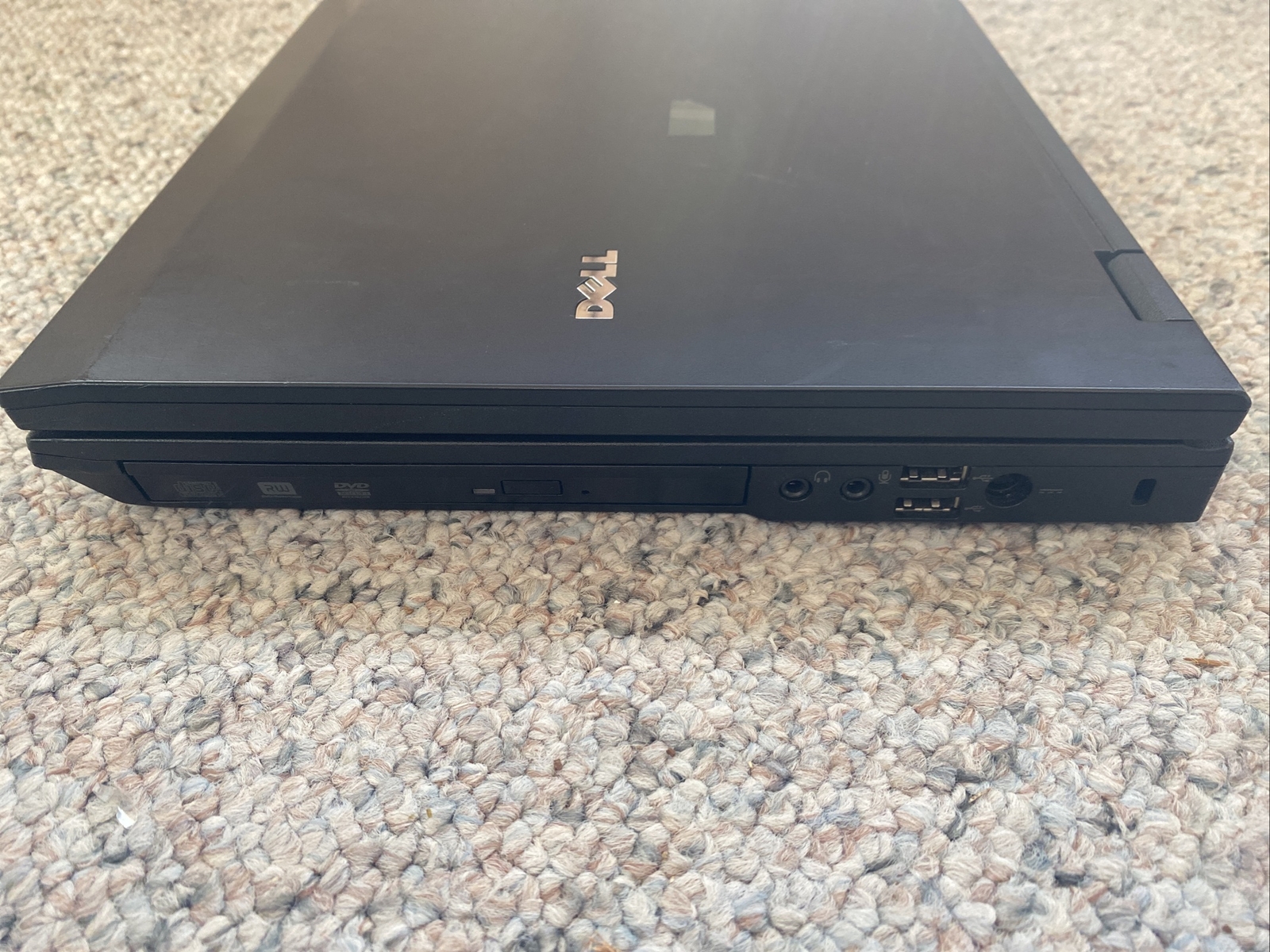 Dell Latitude E5400 14″ Laptop Intel Core 2 Duo