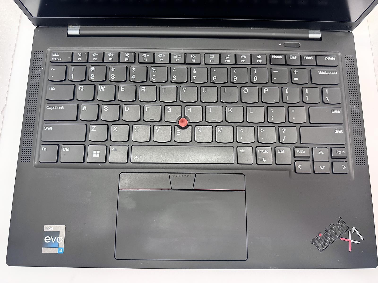 Lenovo ThinkPad X1 Carbon Gen 10, 12th Gen Intel Core i5-1235U, 16GB, 512GB