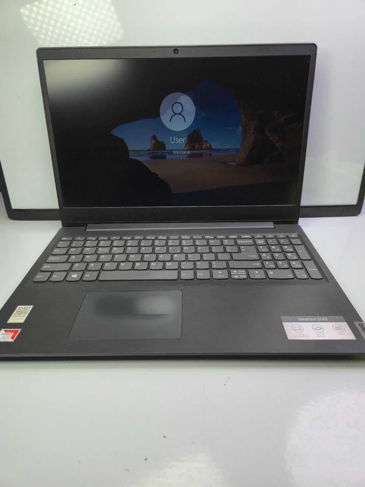 Lenovo IdeaPad S145-15AST 15.6″ AMD A6 Processor Windows 10