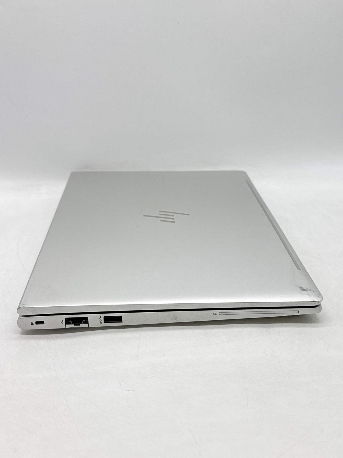 HP EliteBook 640 G10 14.0″ FHD Touch Core i5-1335U 1.30GHz 256GB SSD 8GB RAM