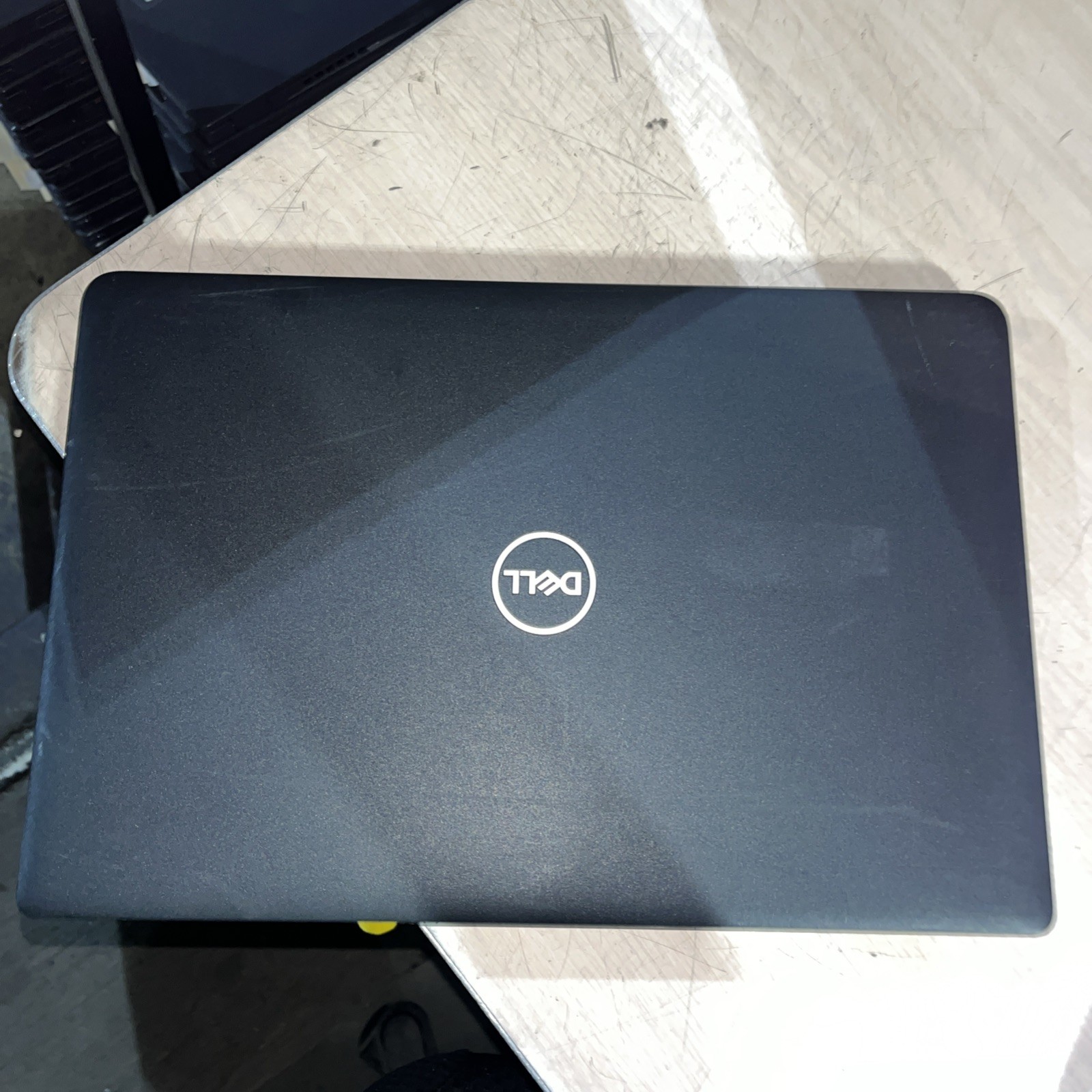 DELL LATITUDE 3500 INTEL CORE I5-8265U 8GB RAM NO HD