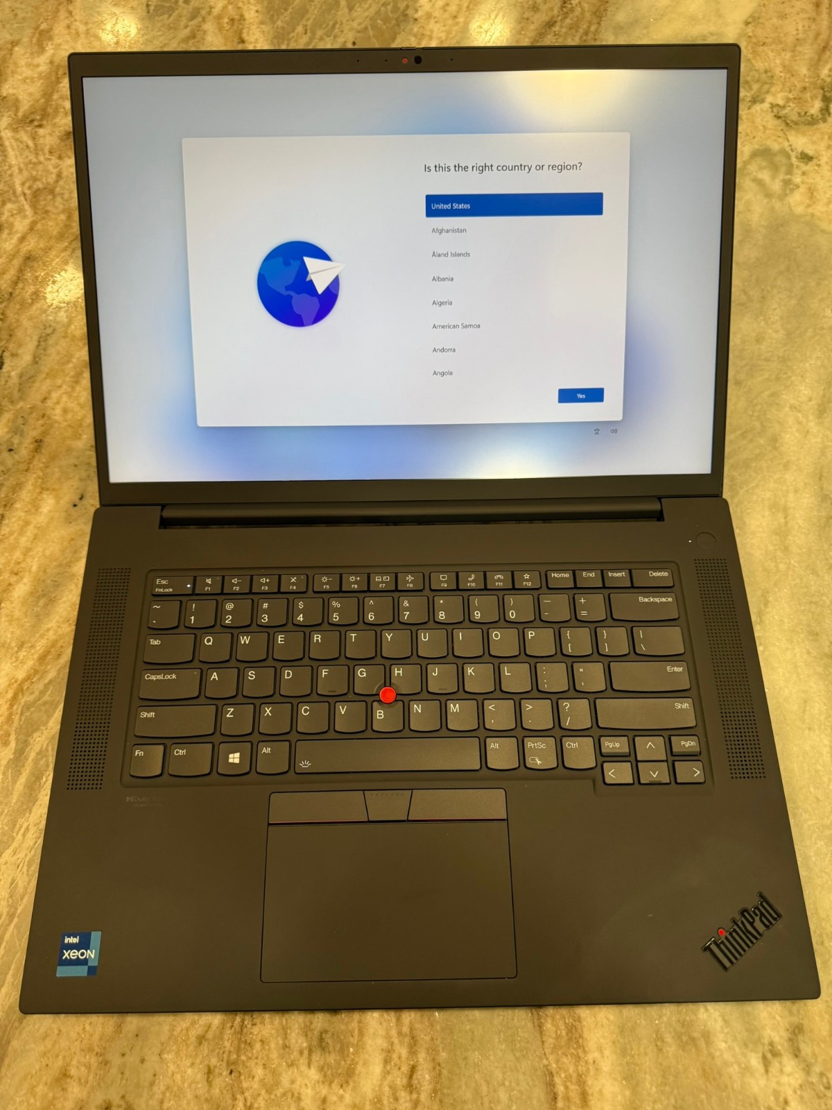 Lenovo Thinkpad P1 Gen 4i INTEL XEON W-11855M RTX A2000 1TB NVME 32GB 3200MHZ