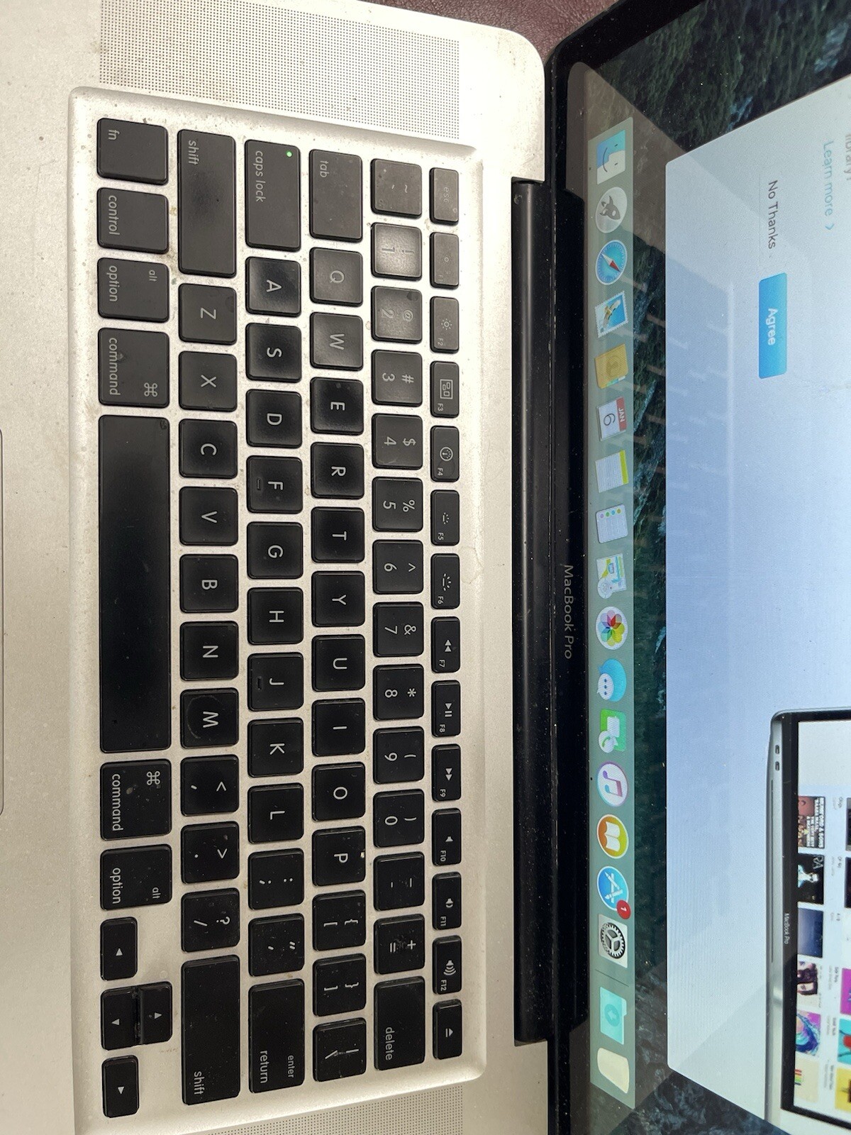 MacBook Pro 5,1 Laptop 15″ Intel Core 2 Duo 2.4GHz Mousepad Not Clicking Read