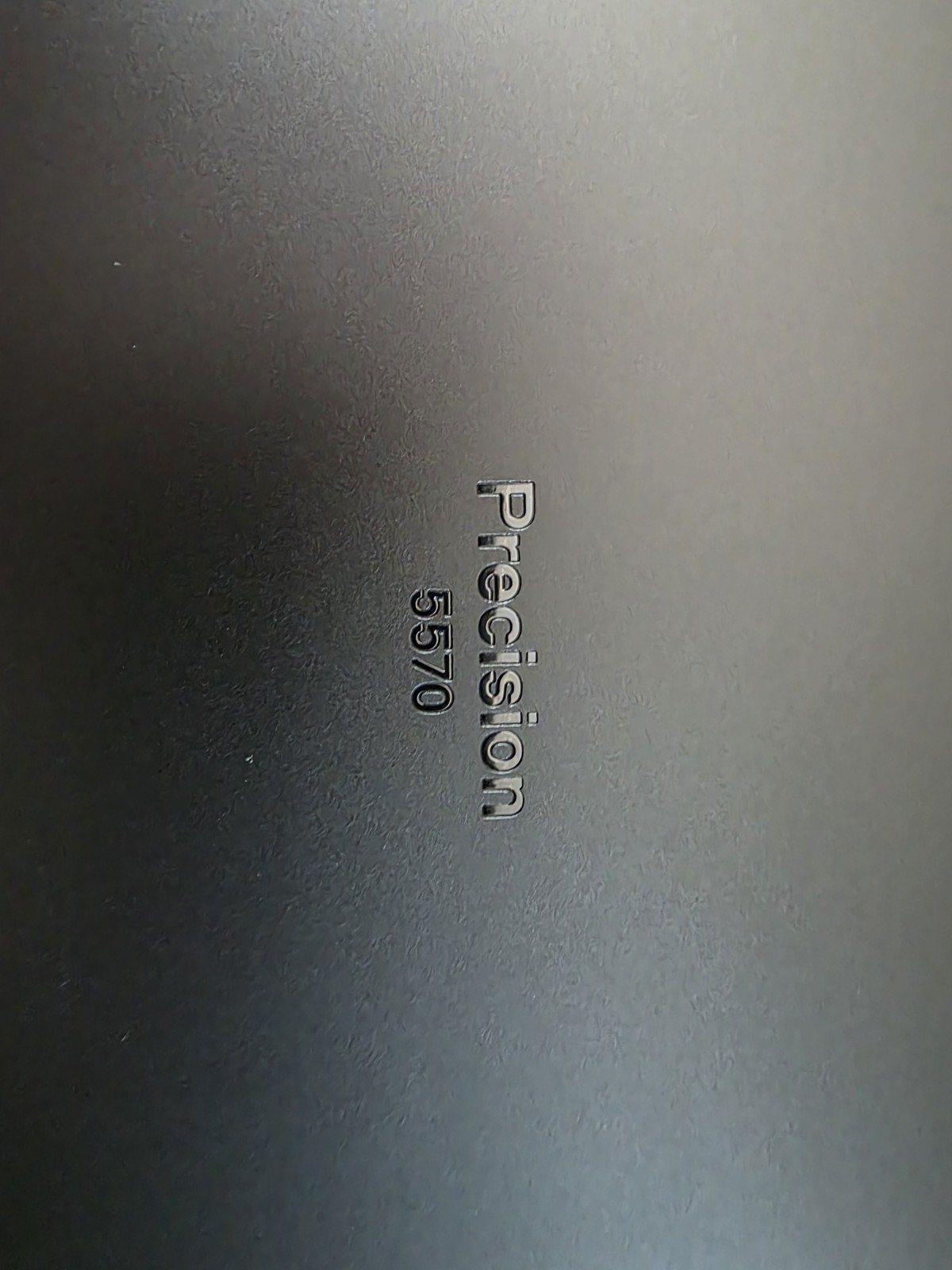 Dell Precision 5570 15.6 i7-12700H 32GB 2 x 512GB, RTX A2000 Windows 11 Pro