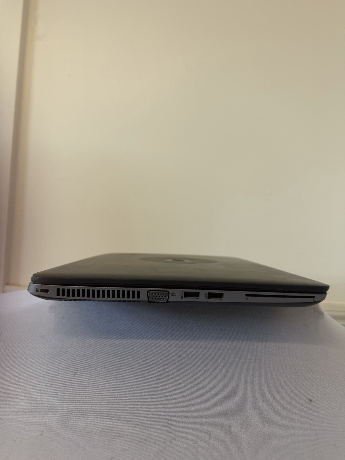 HP Elitebook 850 G2 Laptop – Good Screen – Intel i5-5200U – RAM 8 GB – Read Des
