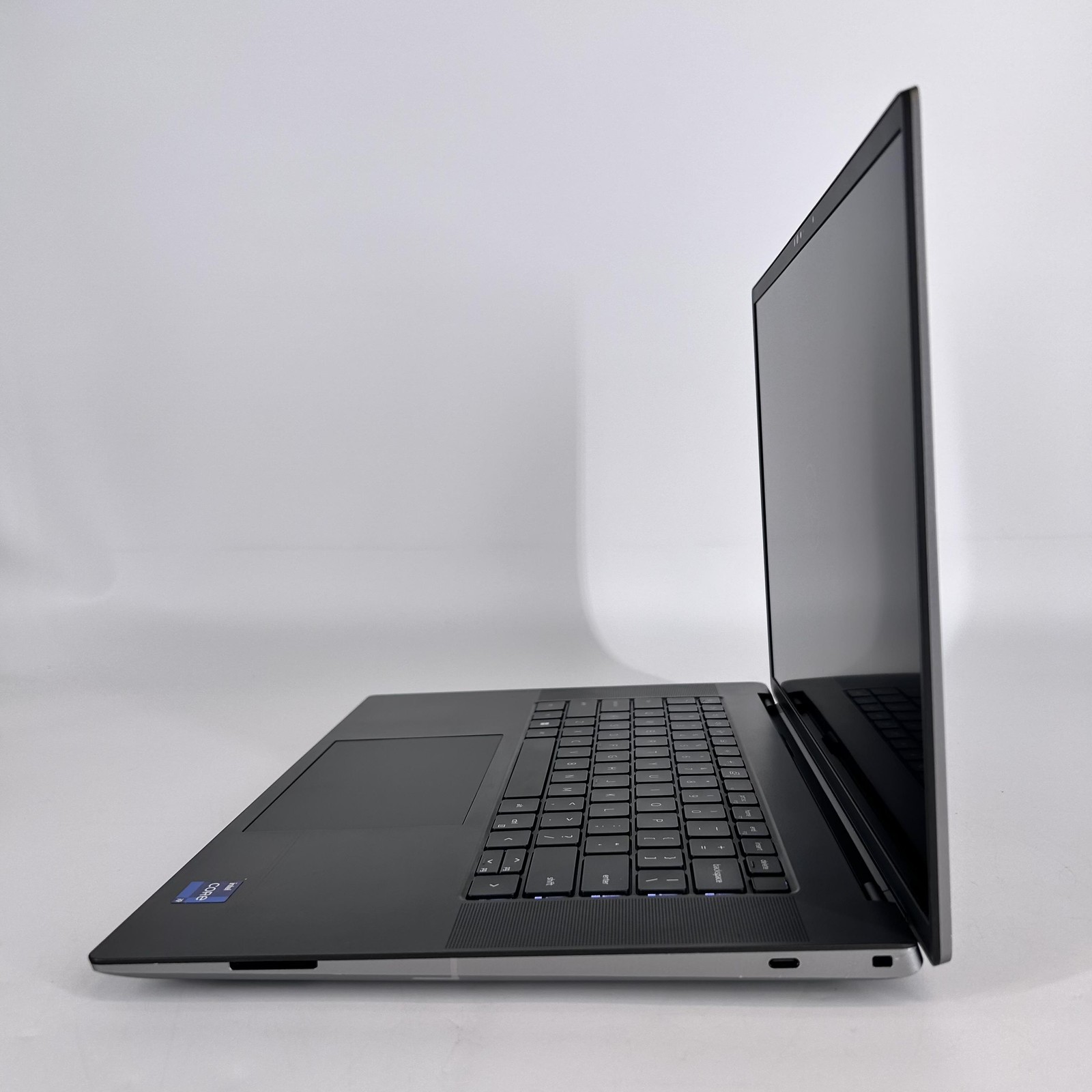 Dell Precision 5680 16 FHD+ TOUCH 2.6 GHz i9-13900H 64GB 1TB SSD RTX 4000 Ada