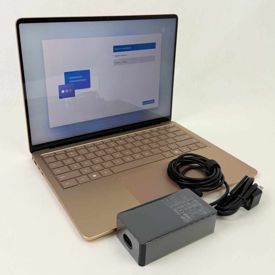 Microsoft Surface Laptop 7 2036 13.8″ Touch Snapdragon X Plus 16GB 512GB – Spot!