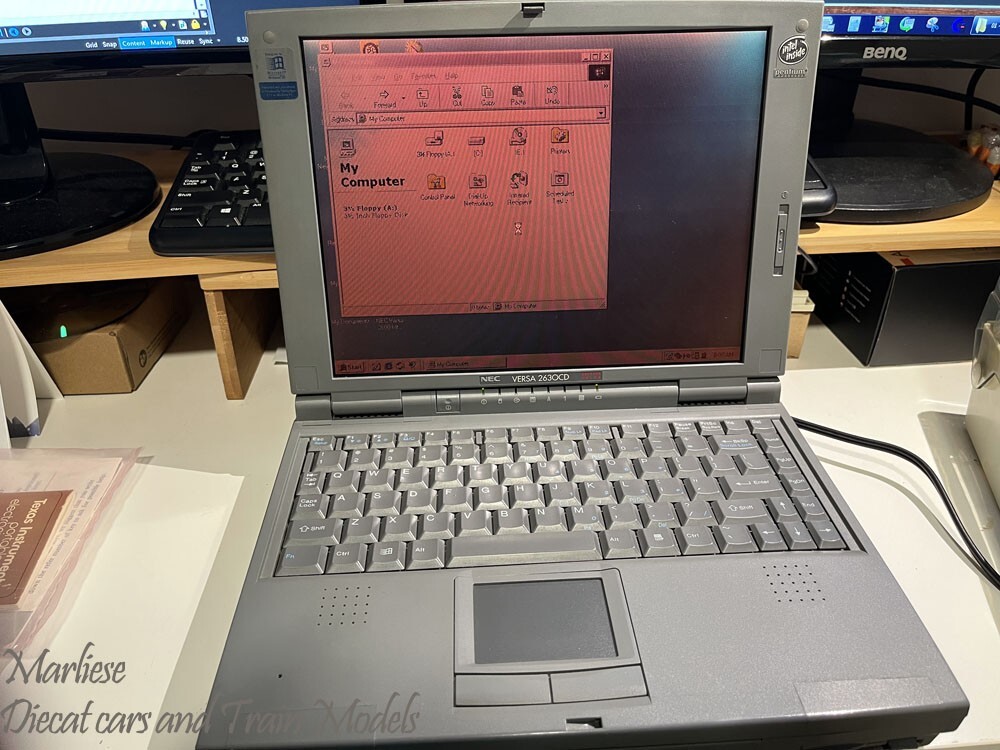 NEC VERSA 2630CD Laptop Pentium 133, 32MB RAM, 2GB HDD, Win 98 w/ Original PSU