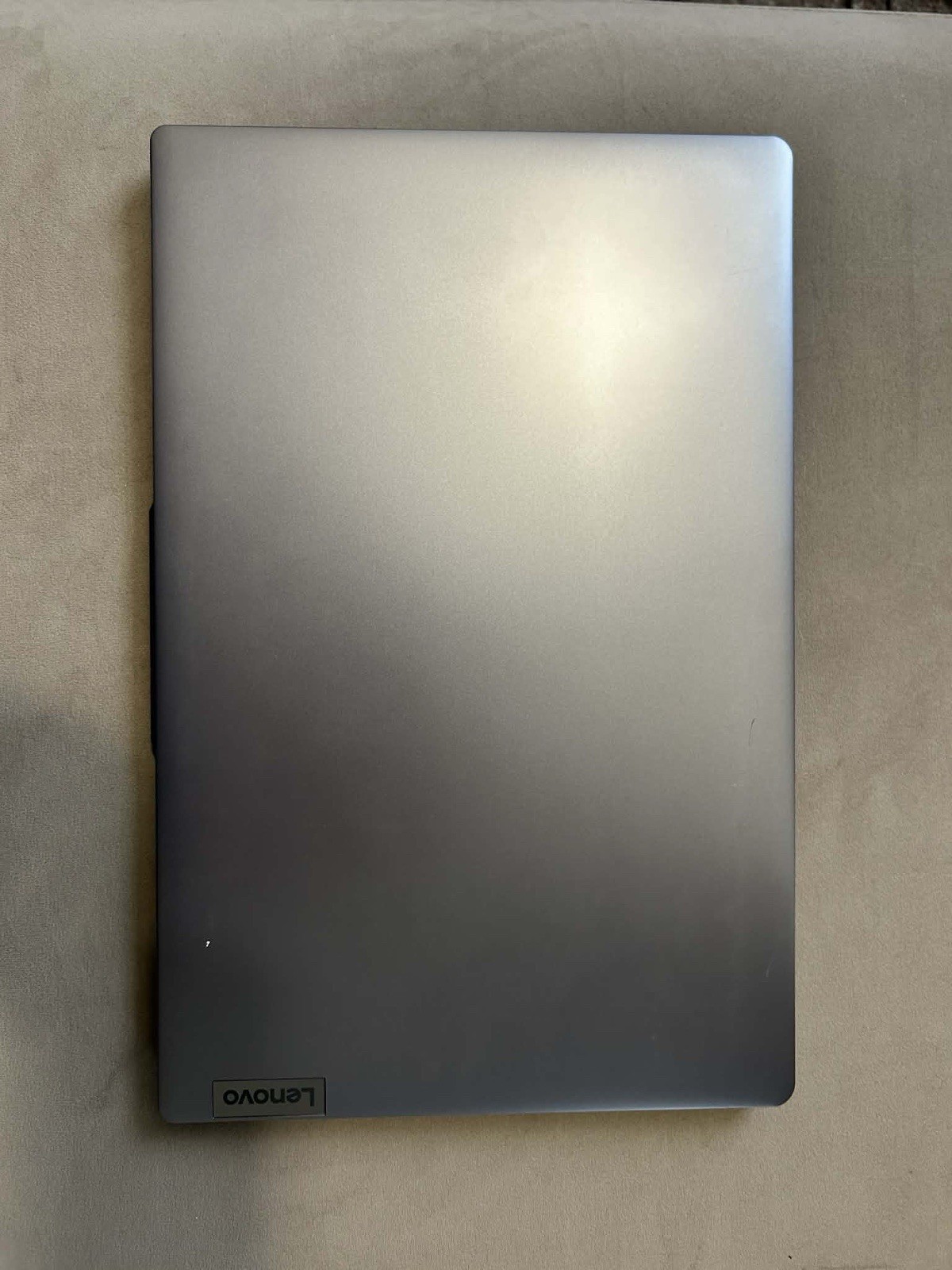Lenovo IdeaPad 3 15IAU7 Laptop Intel i3-N305 8GB RAM 15.6″ SSD Silver